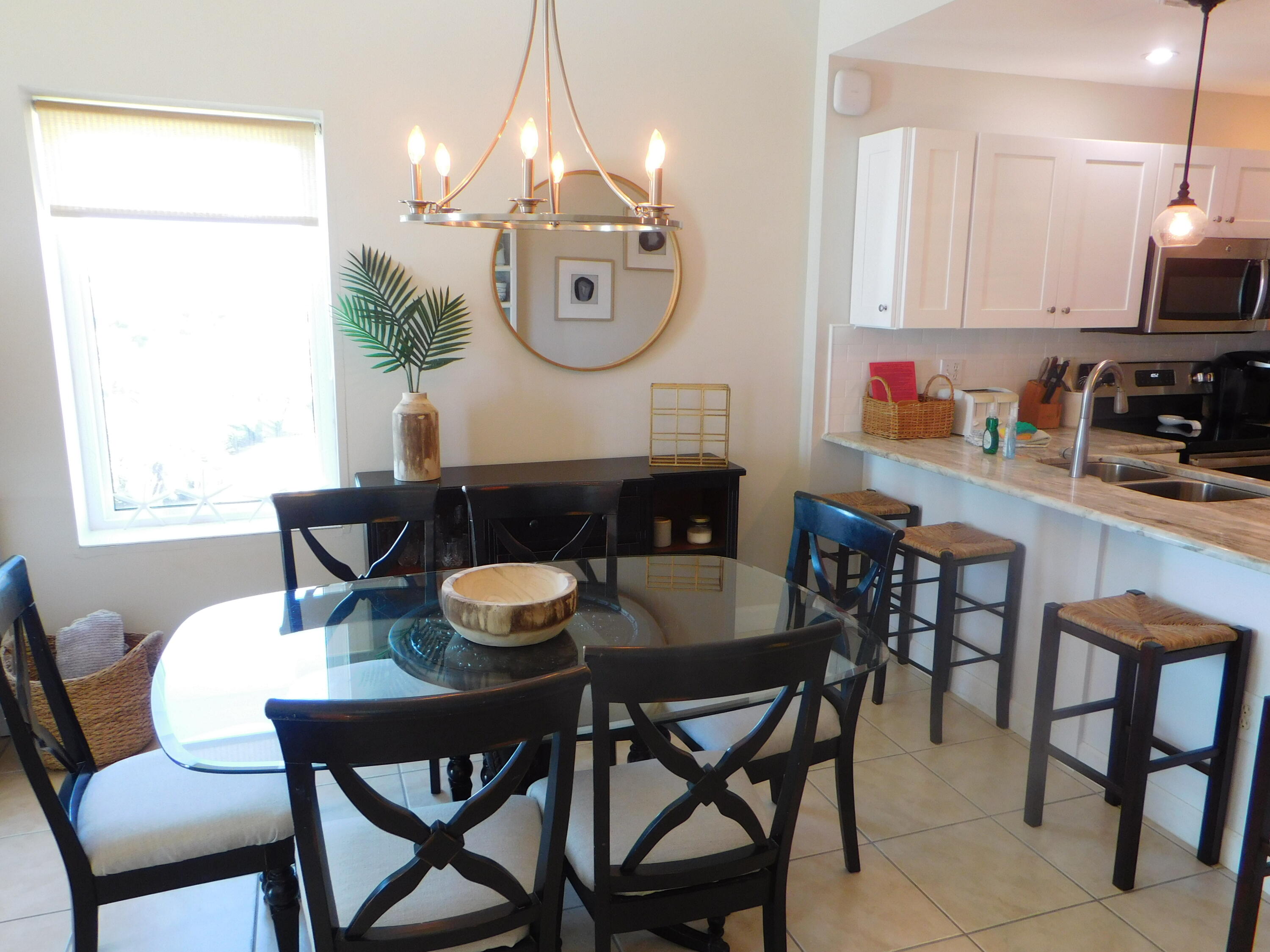 BEACH RETREAT - Residential