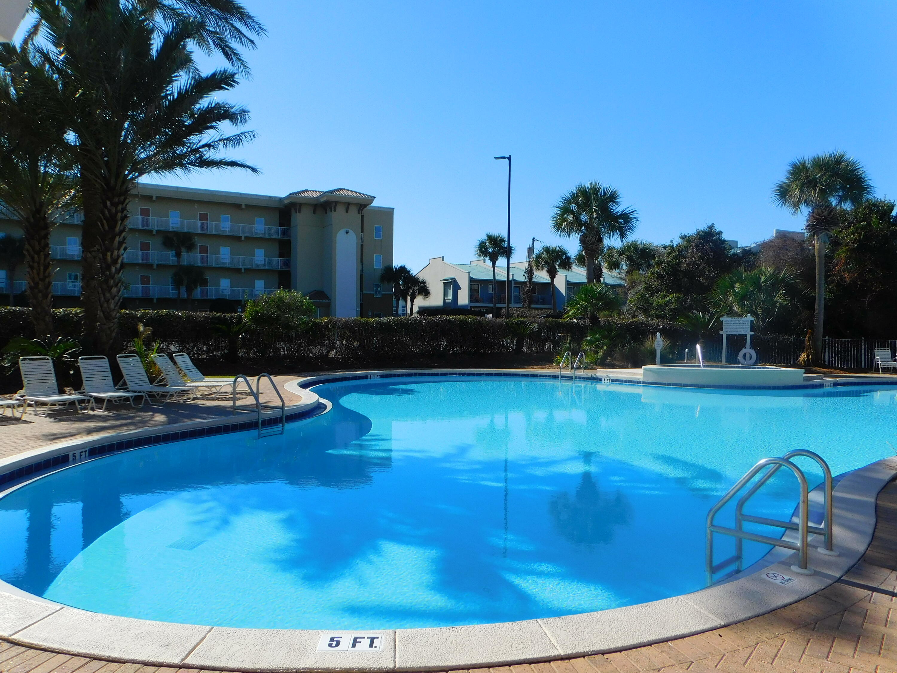 BEACH RETREAT - Residential