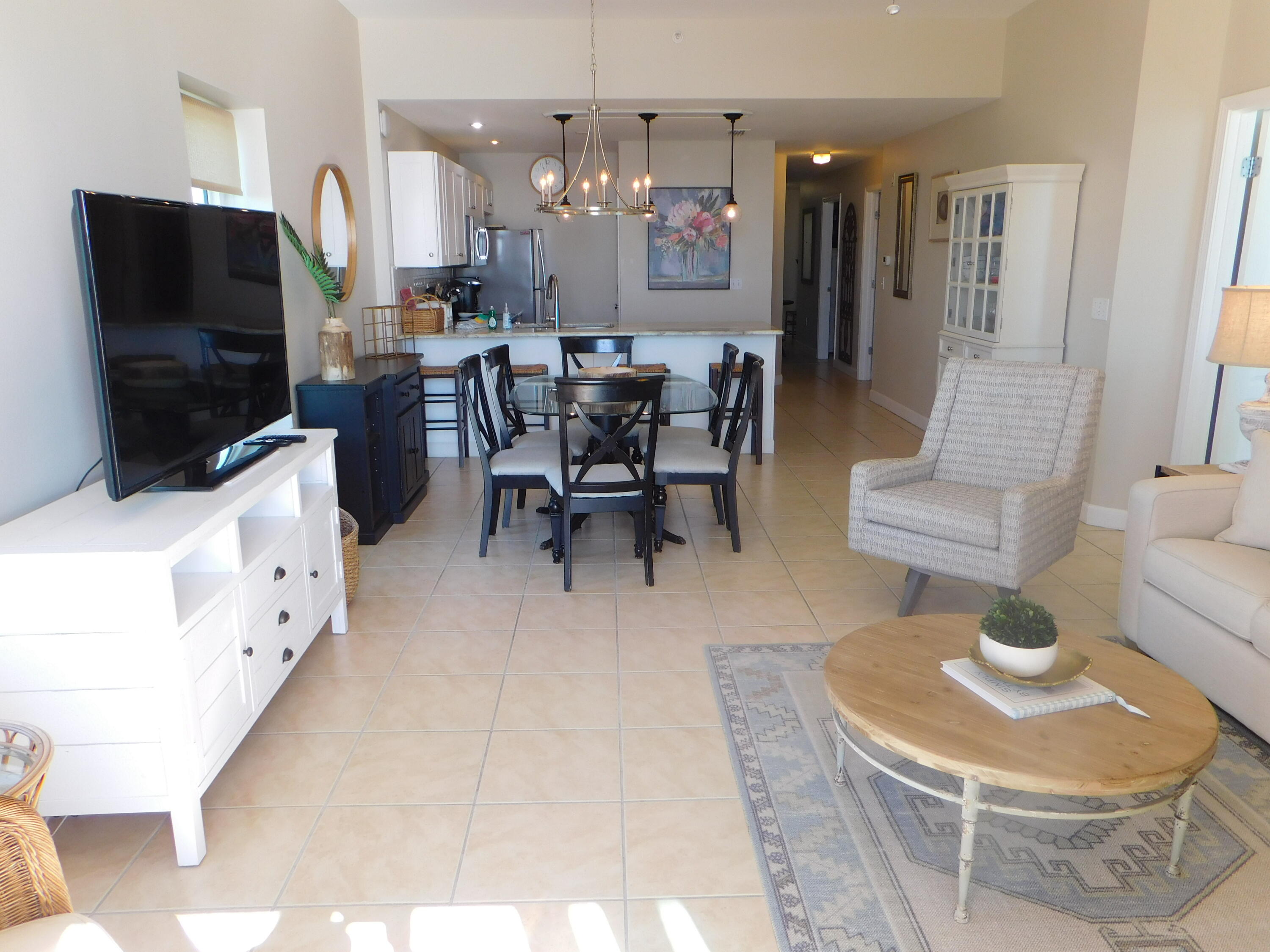 BEACH RETREAT - Residential