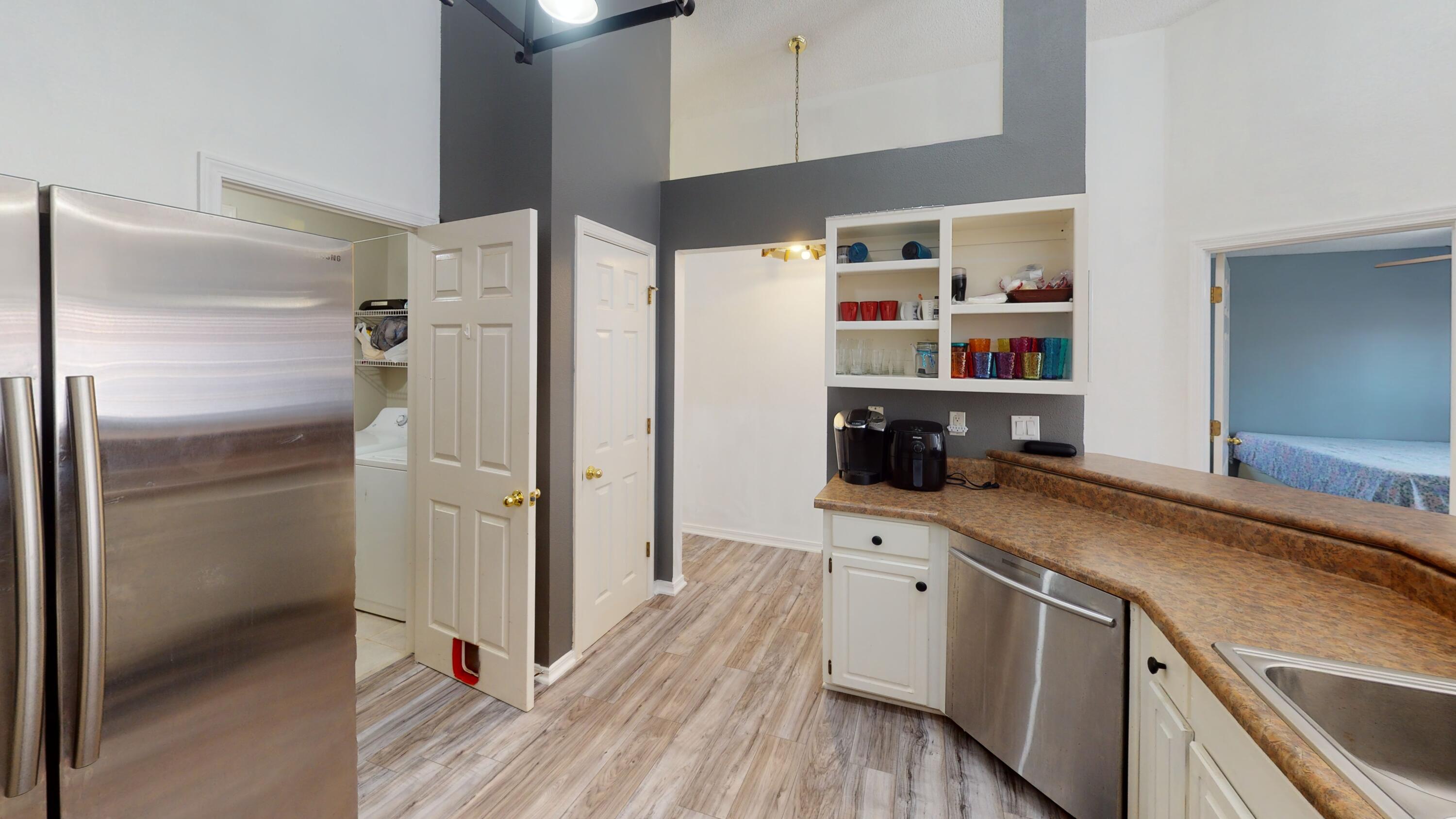 IVALEA GARDENS - Residential