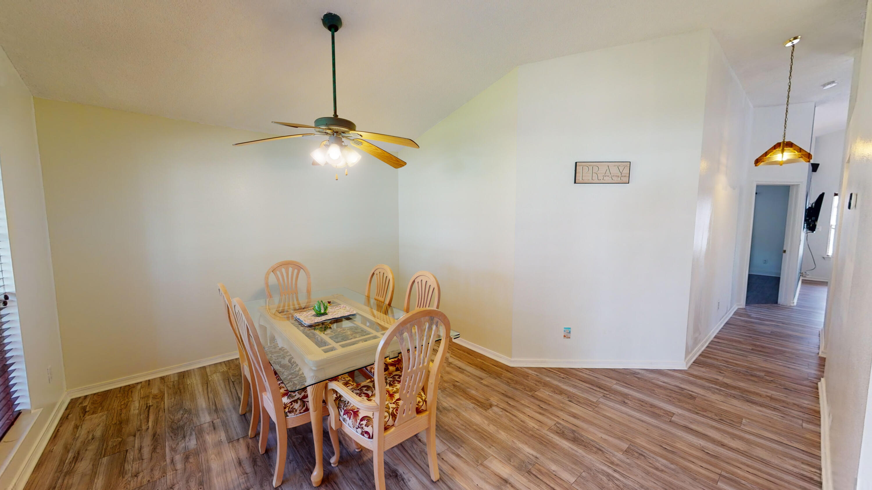 IVALEA GARDENS - Residential