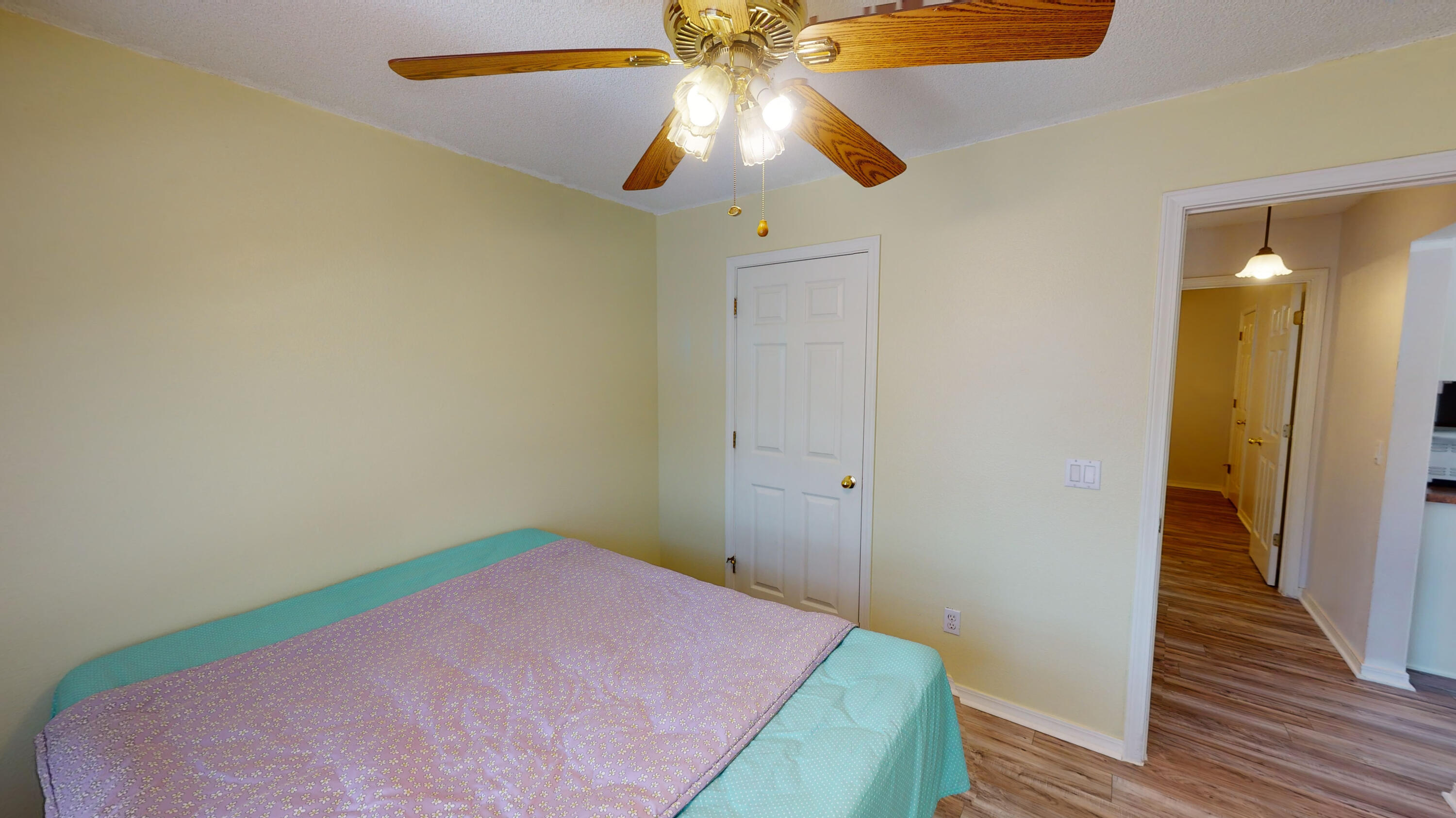 IVALEA GARDENS - Residential