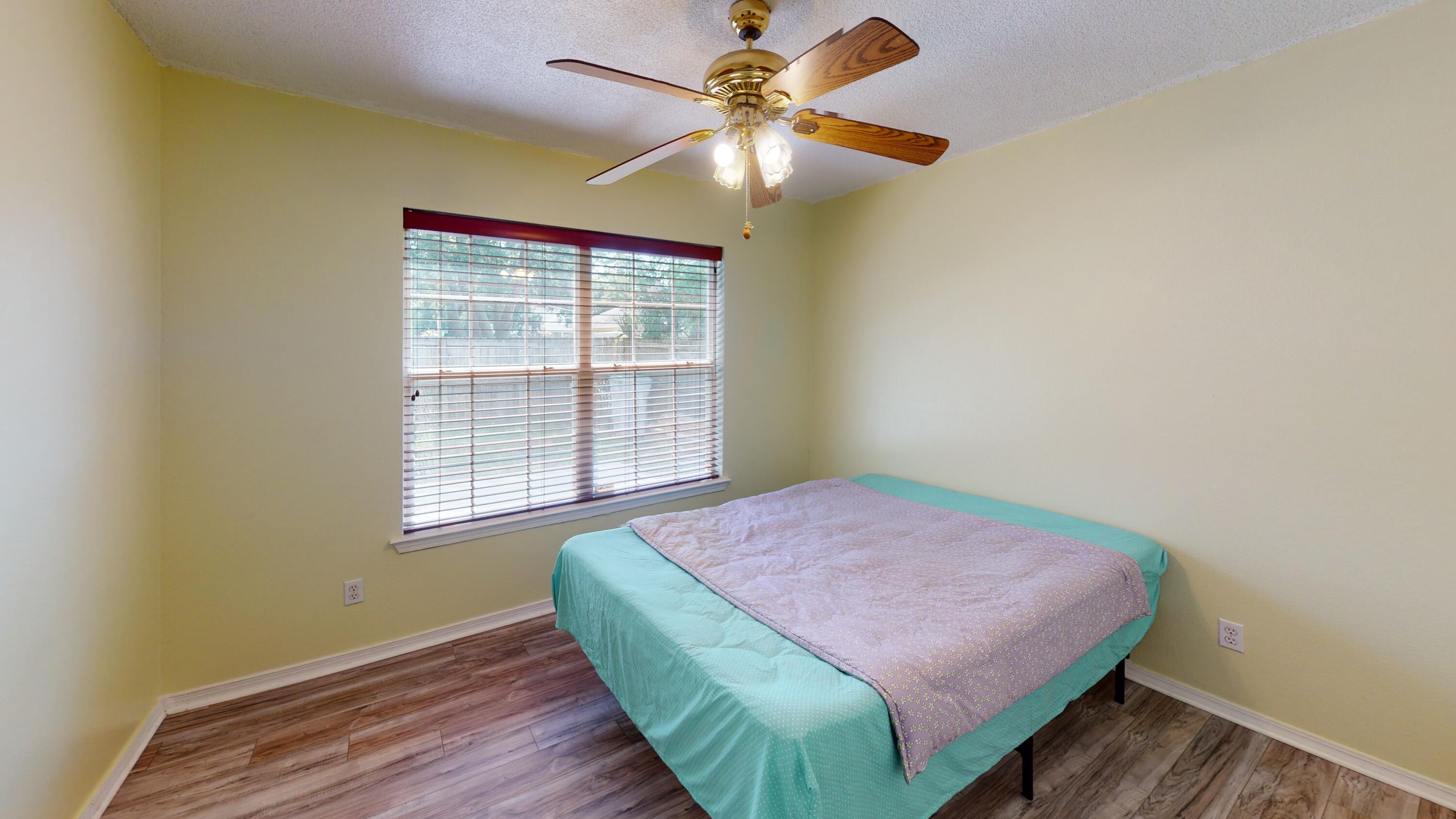 IVALEA GARDENS - Residential