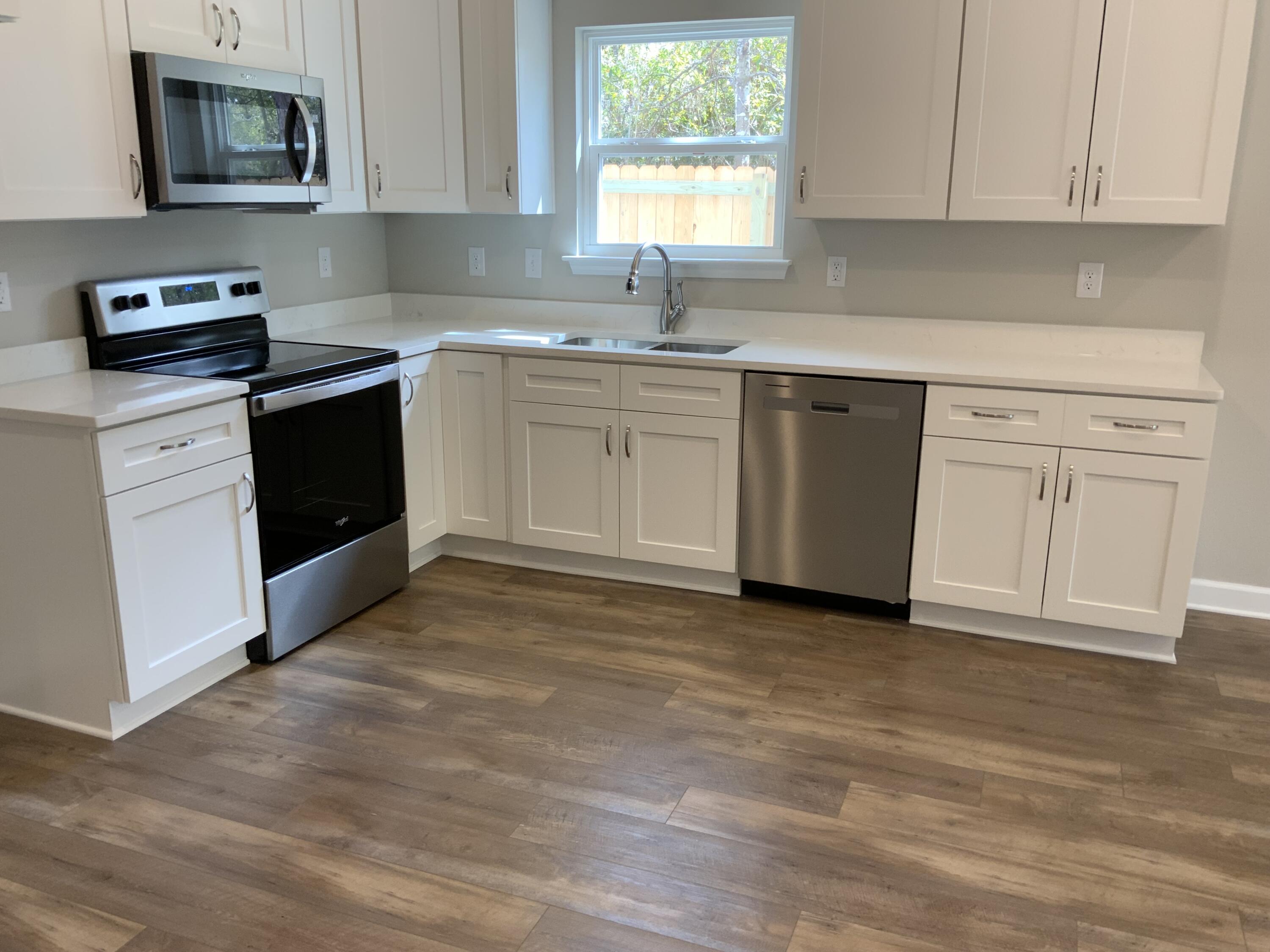 CRESTVIEW NORTH (100130.02) - Residential