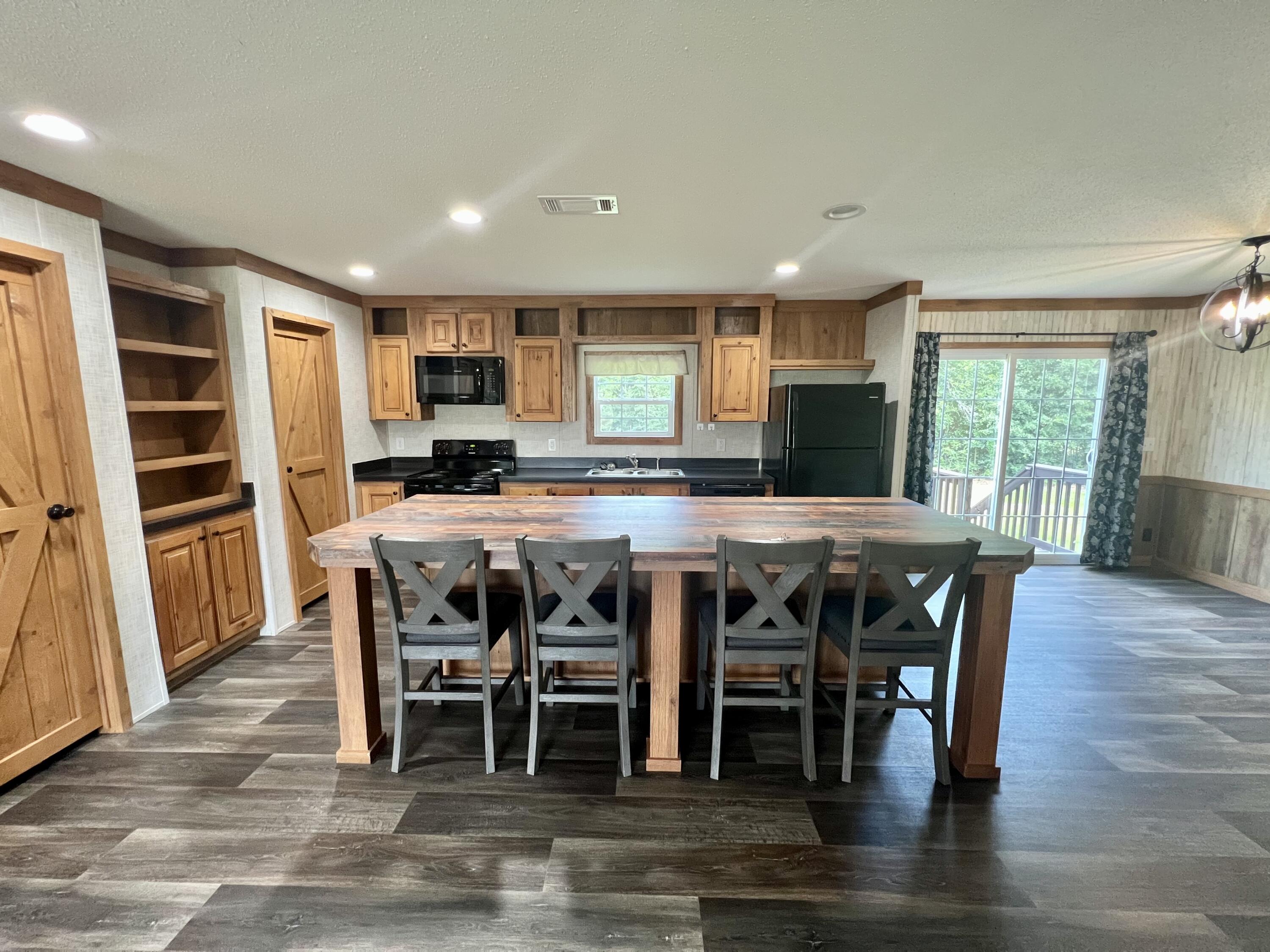 Crestview - Residential Lease