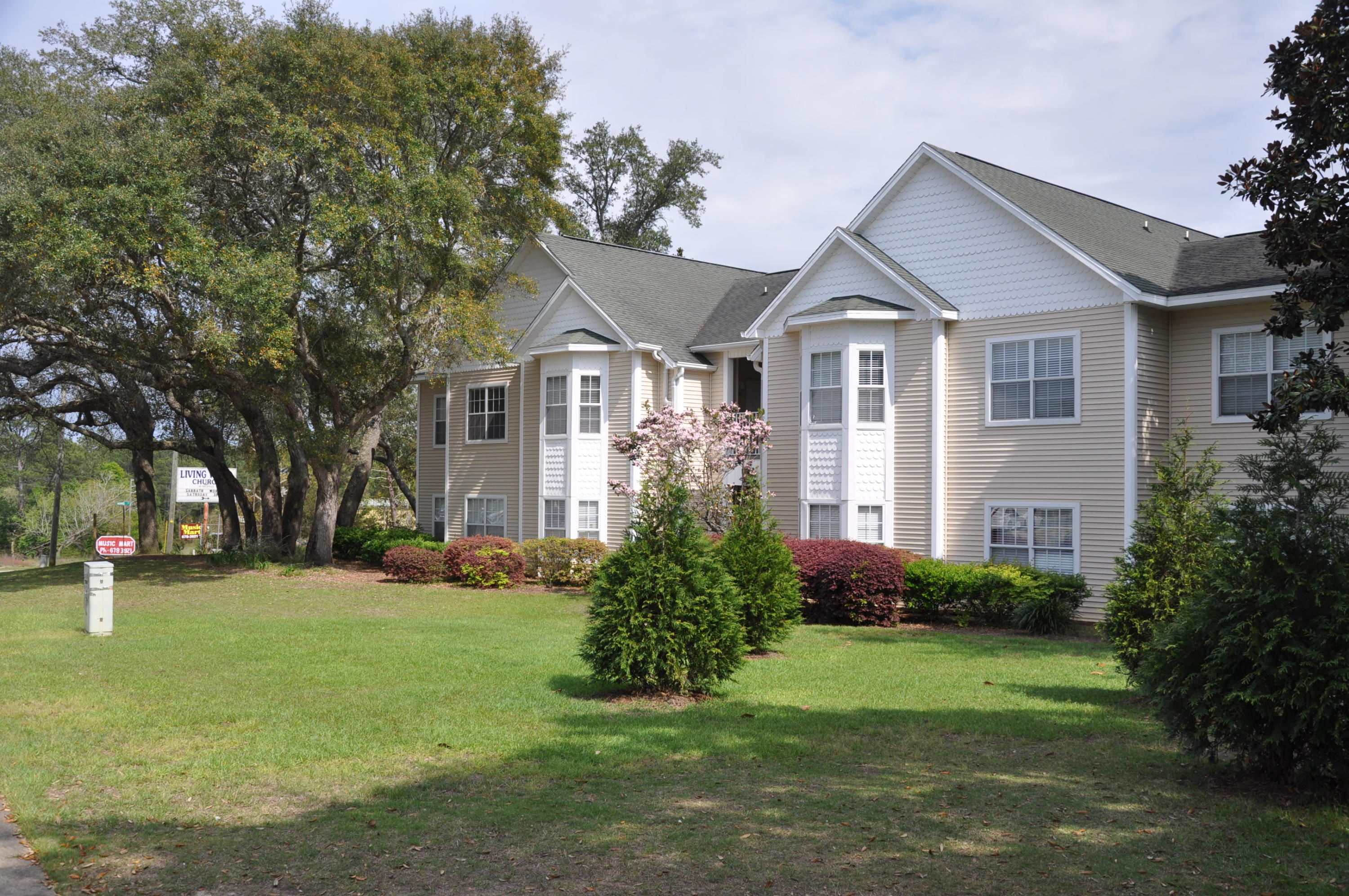THE OAKS AT NICEVILLE, Bld 3,  unit 206 - Residential