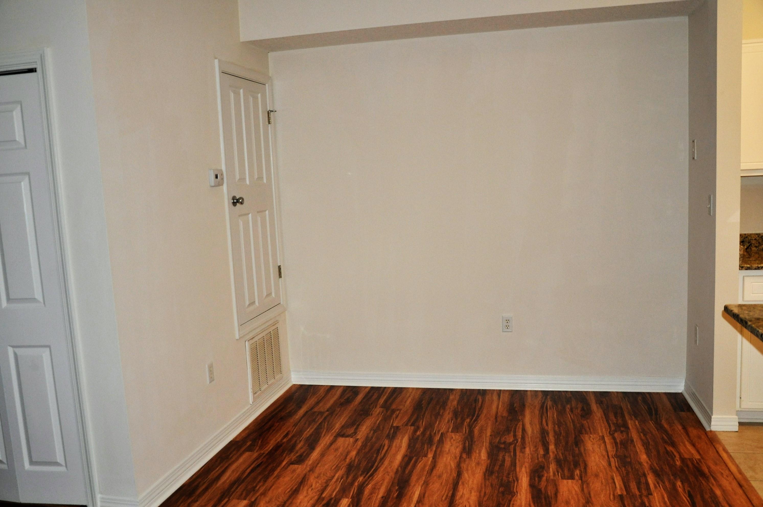 THE OAKS AT NICEVILLE, Bld 3,  unit 206 - Residential