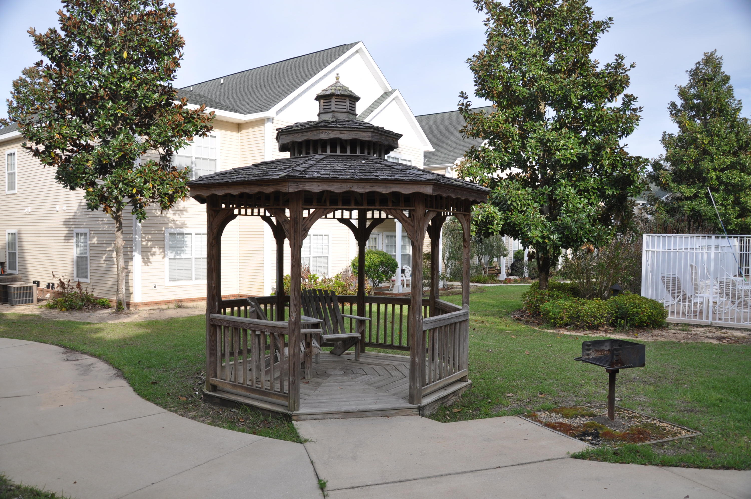 THE OAKS AT NICEVILLE, Bld 3,  unit 206 - Residential