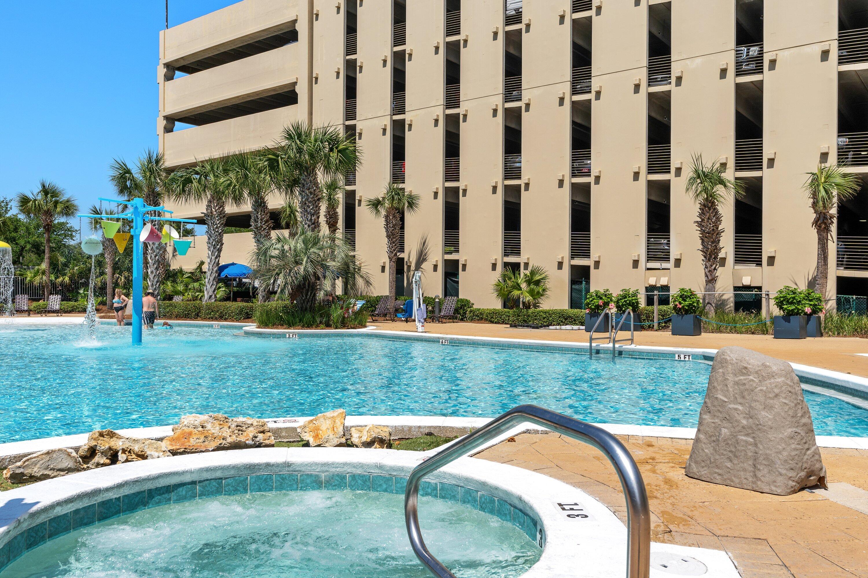 EMERALD BEACH PH 1 - Residential