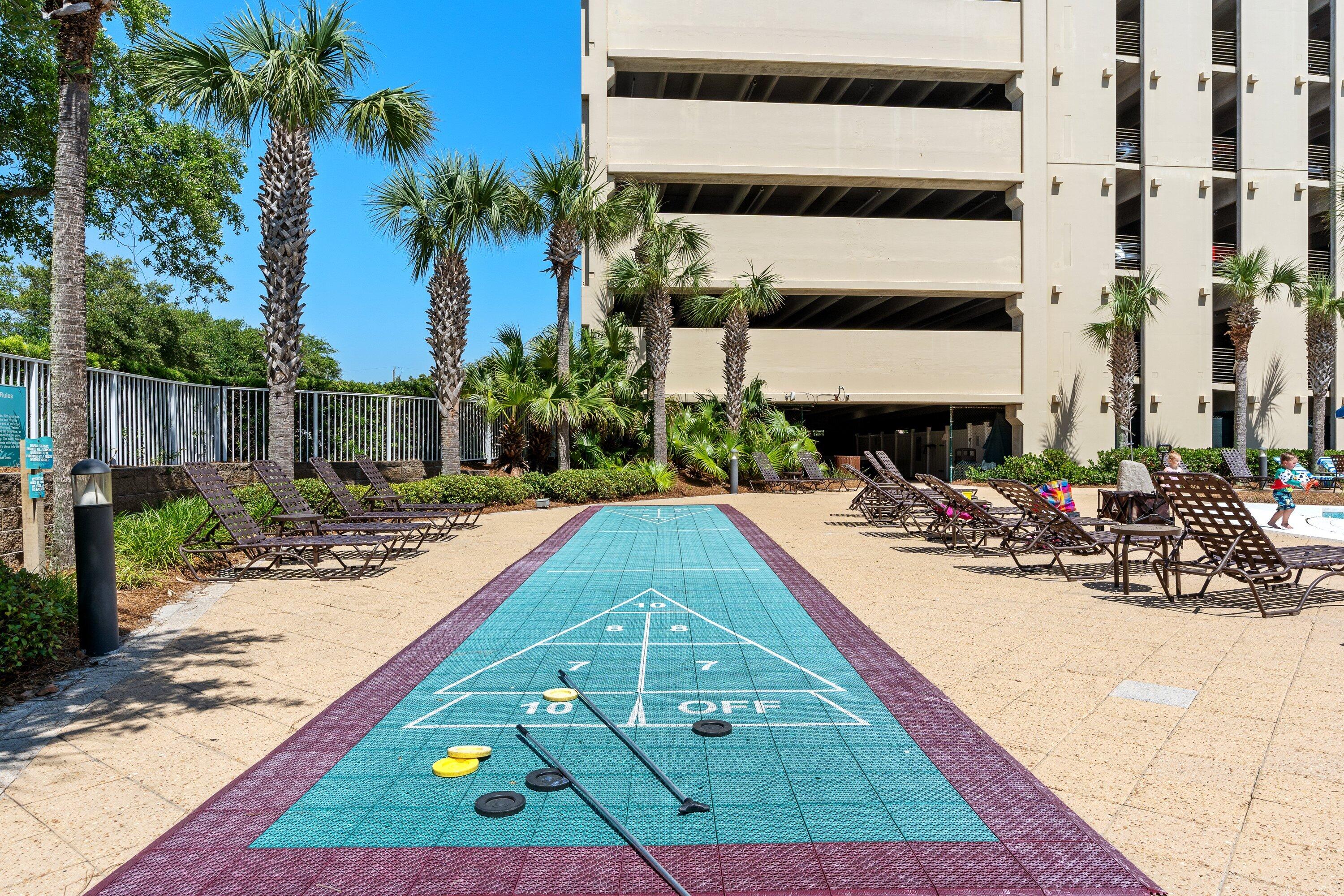 EMERALD BEACH PH 1 - Residential