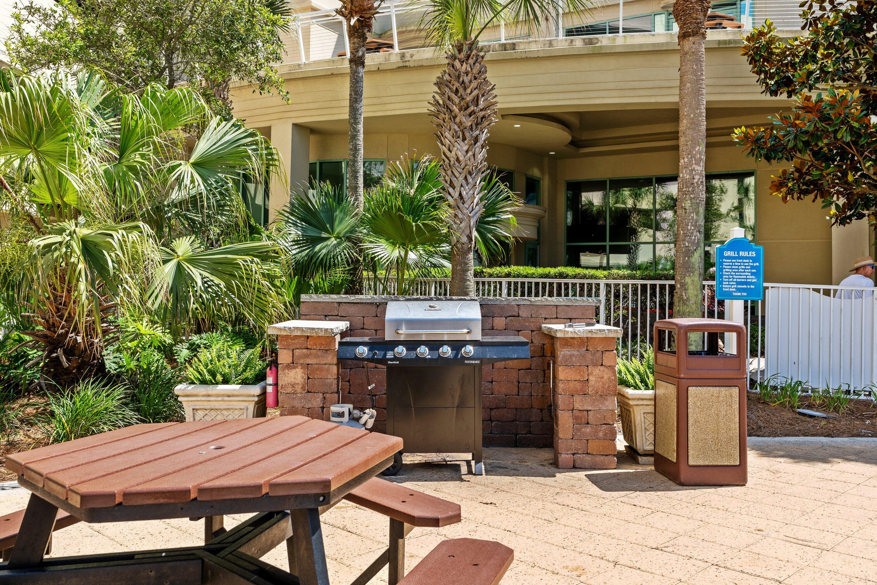 EMERALD BEACH PH 1 - Residential