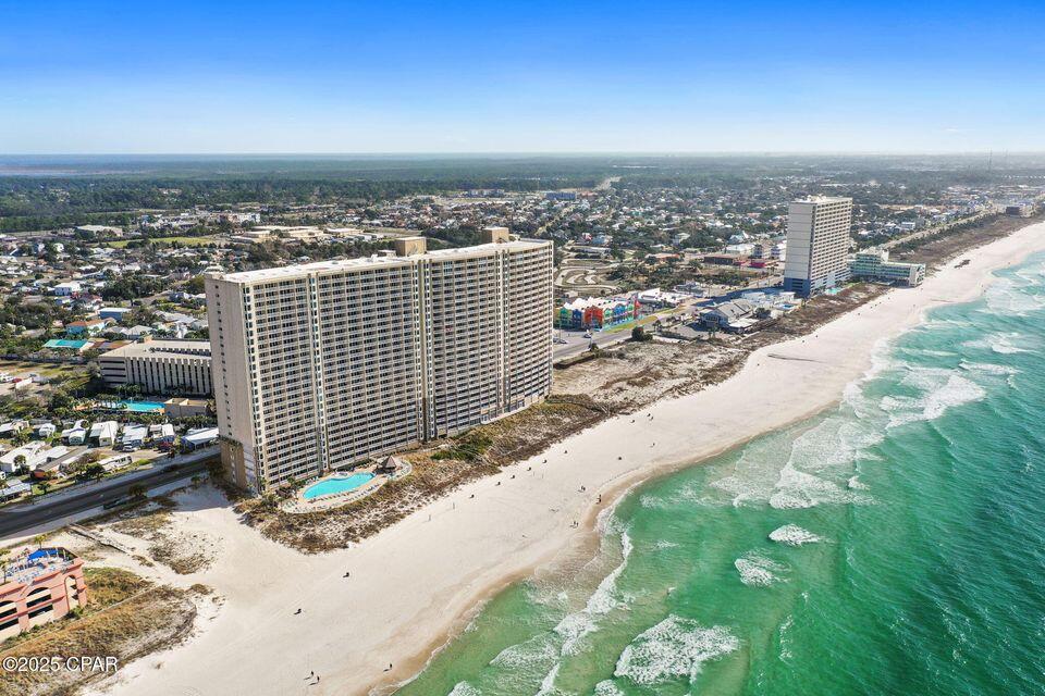 EMERALD BEACH PH 1 - Residential