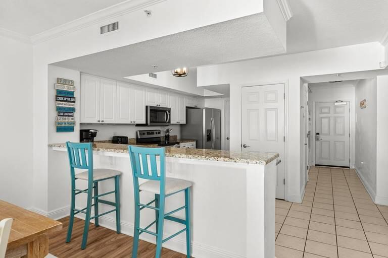 EMERALD BEACH PH 1 - Residential