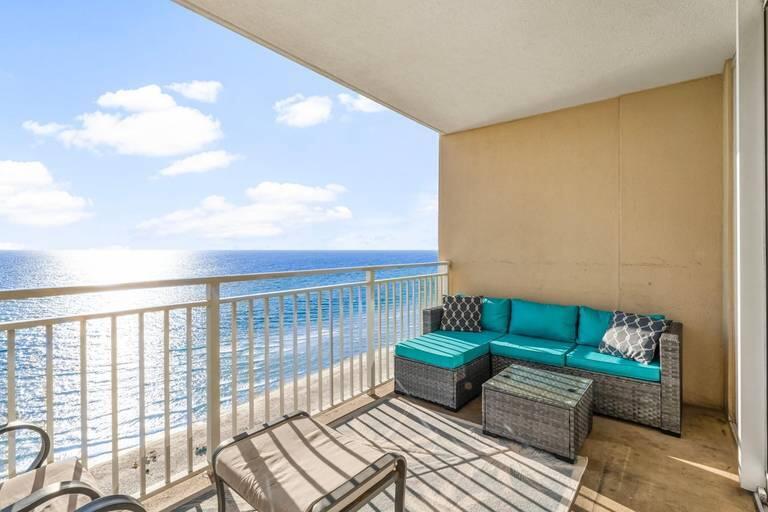 EMERALD BEACH PH 1 - Residential
