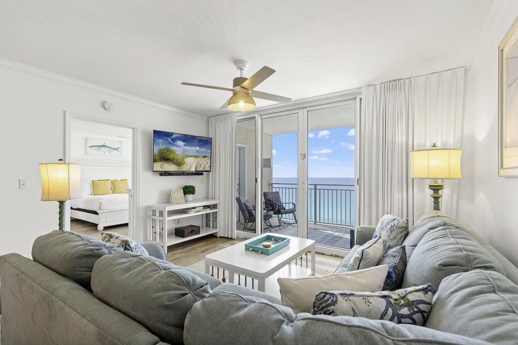 EMERALD BEACH PH 1 - Residential