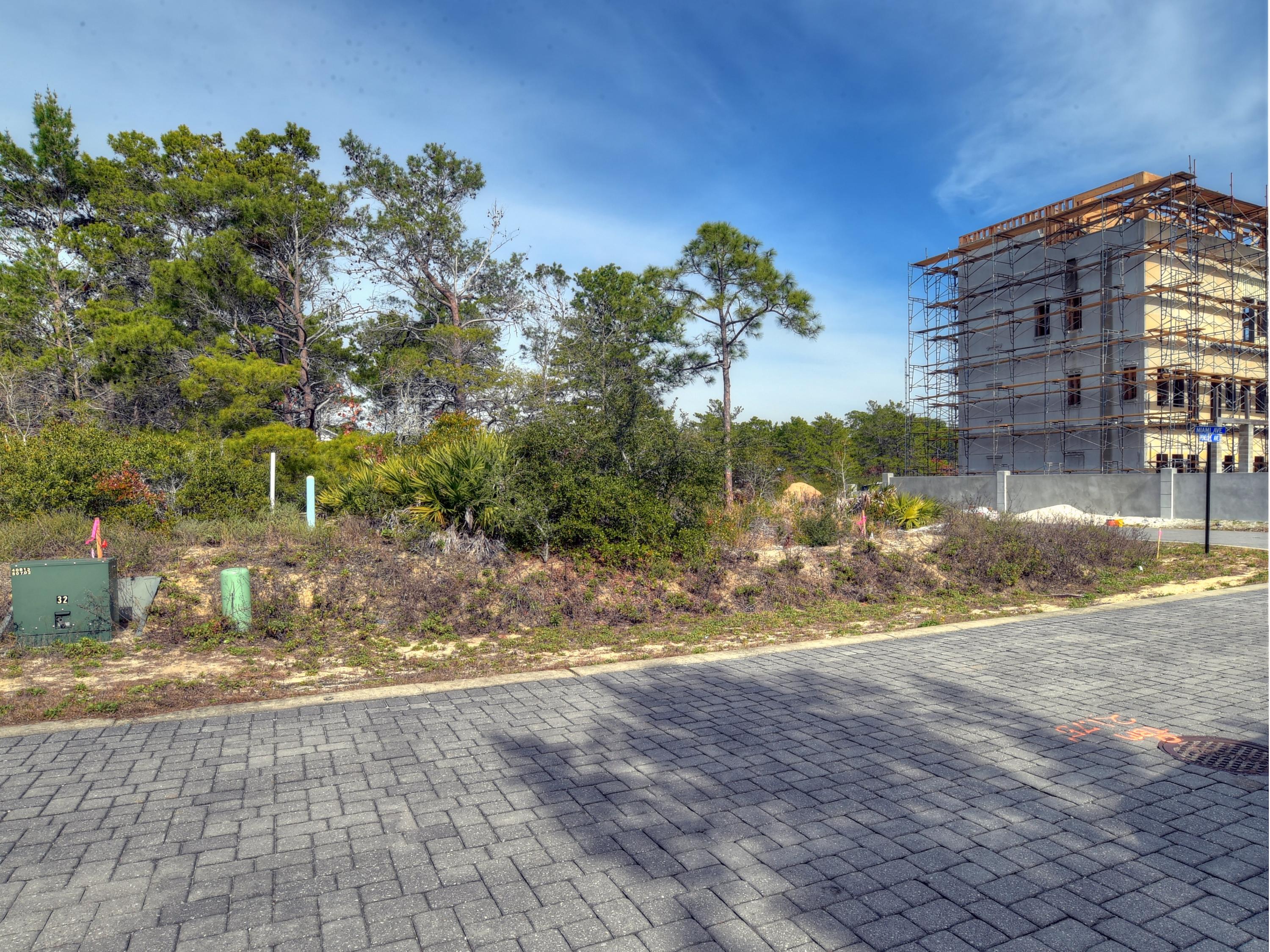 FRANGISTA BEACH 2ND ADDN - Land