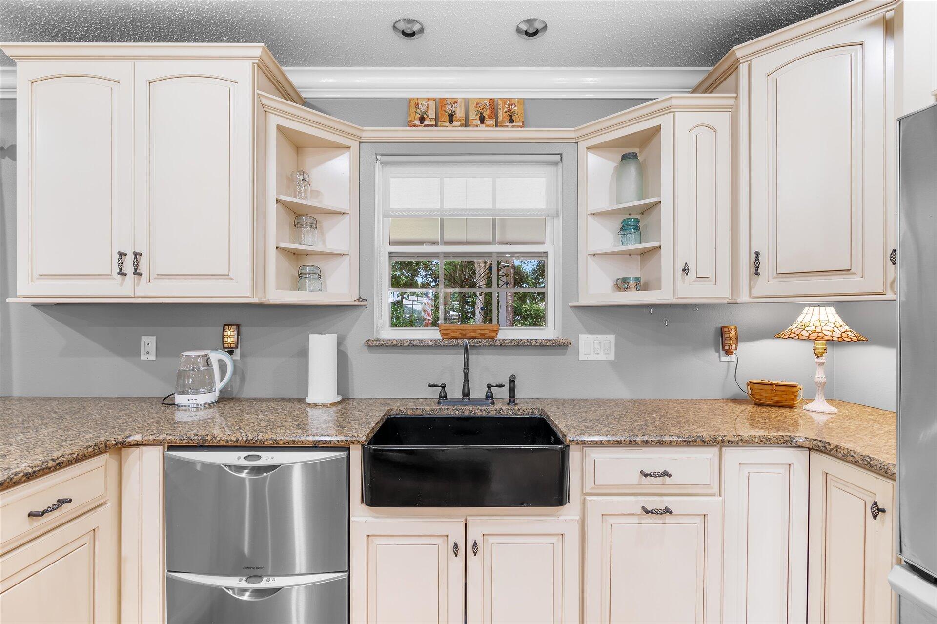 VICTORIA GARDENS 3 - Residential