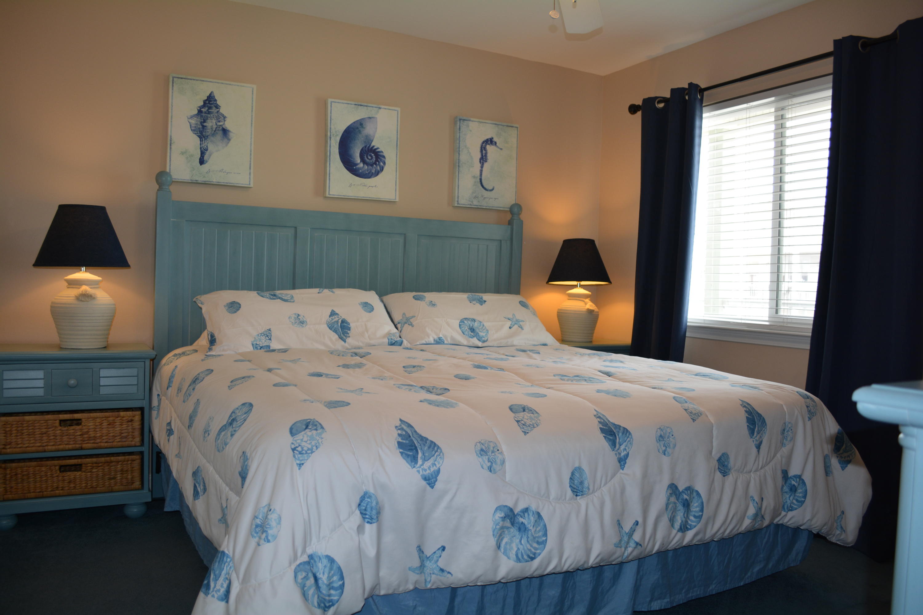 COMMODORE'S RETREAT LIMITED CONDO - Residential