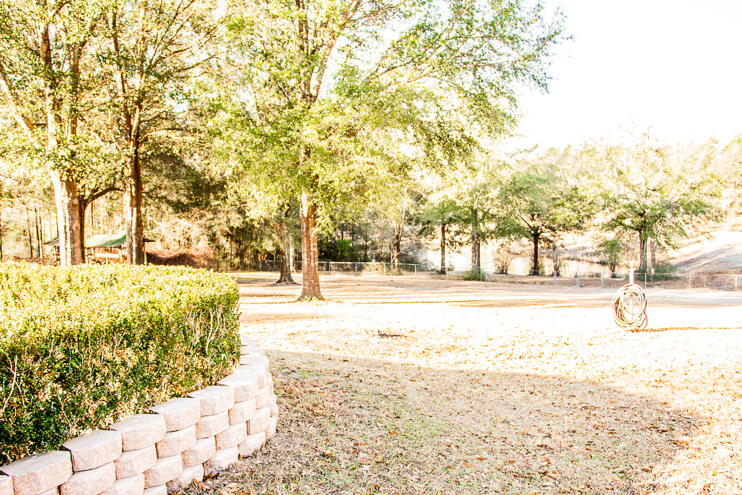 KENNEDY LAKE - Residential