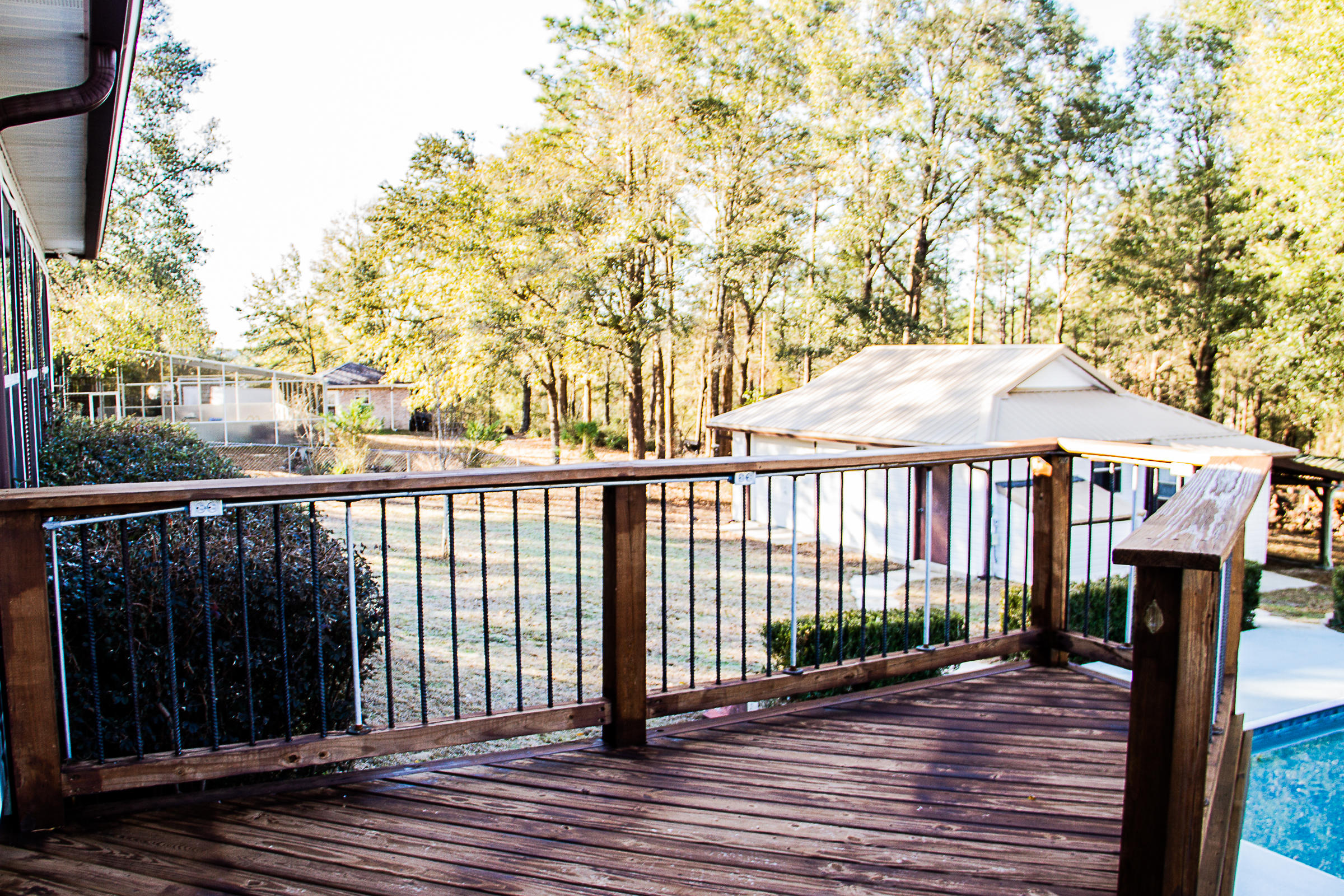 KENNEDY LAKE - Residential