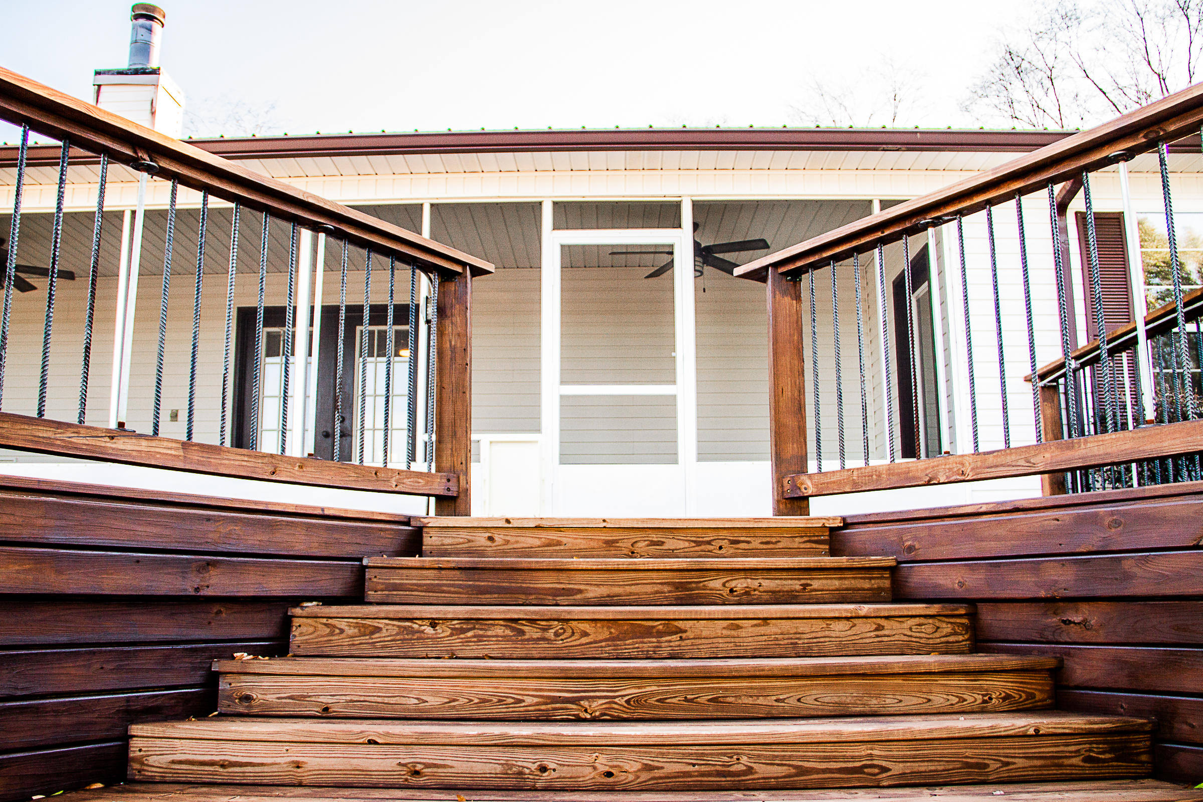 KENNEDY LAKE - Residential