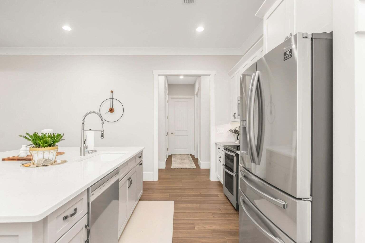 HAMMOCK BAY - Residential