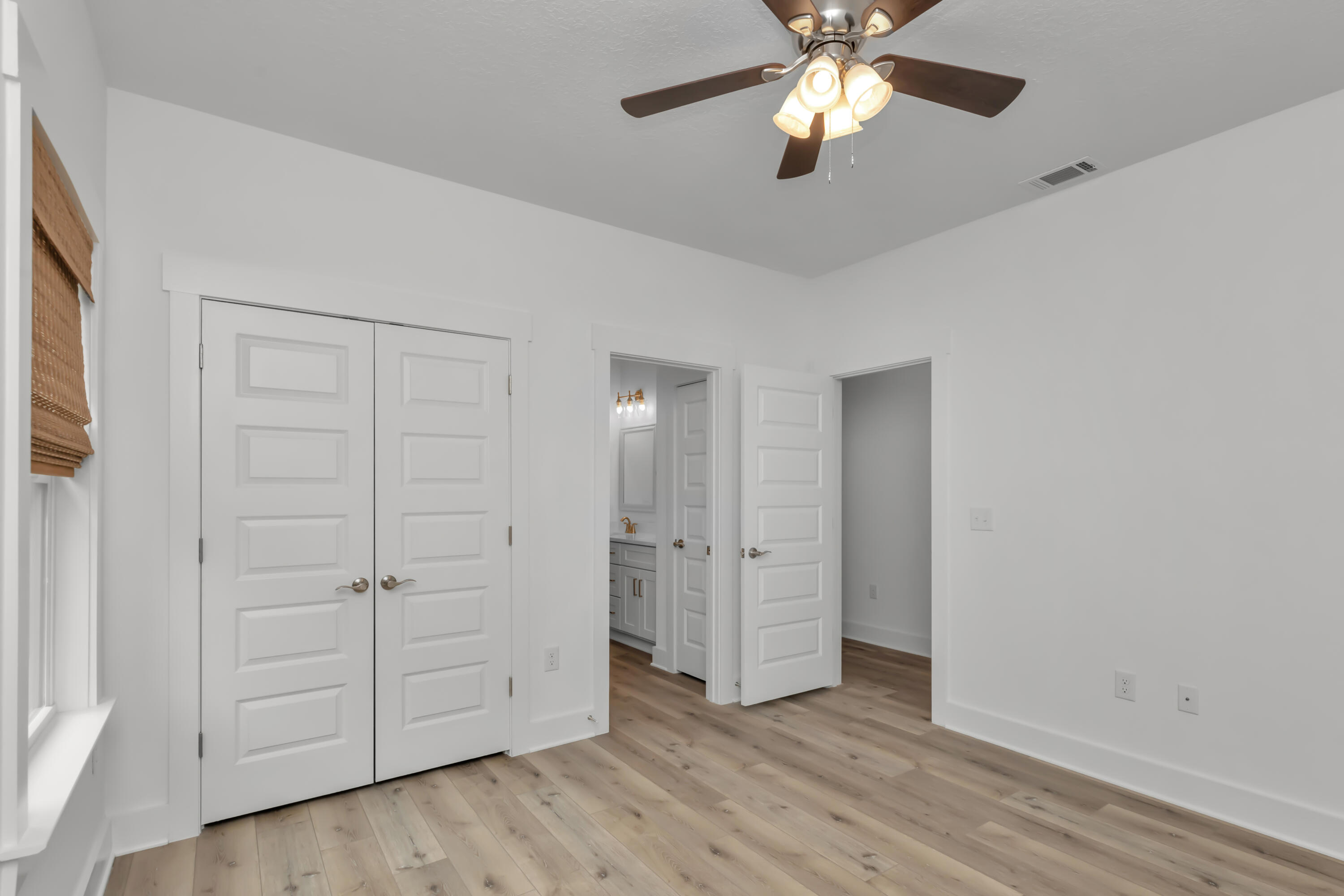 SUNSET STRIP - Residential