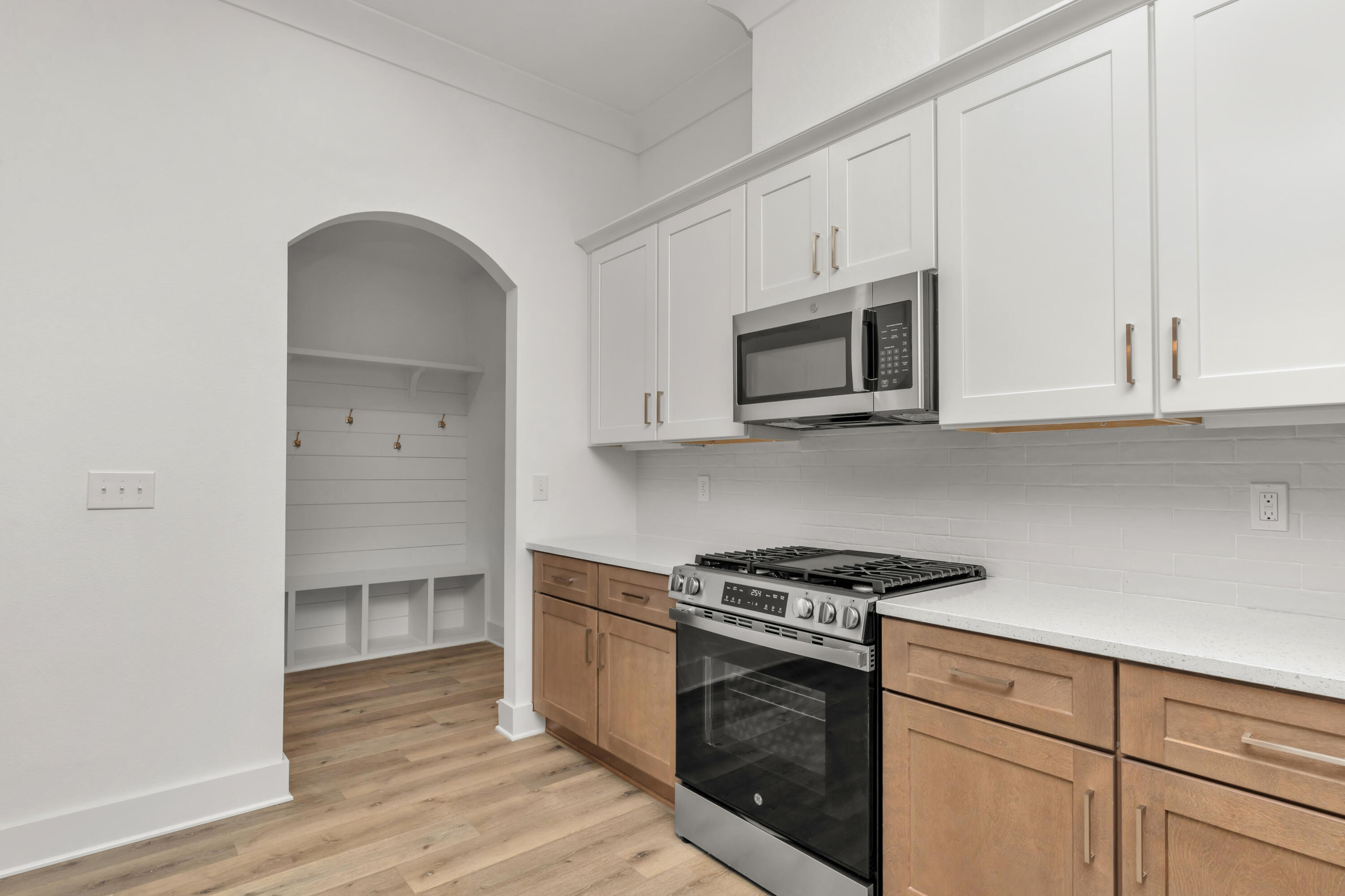 SUNSET STRIP - Residential