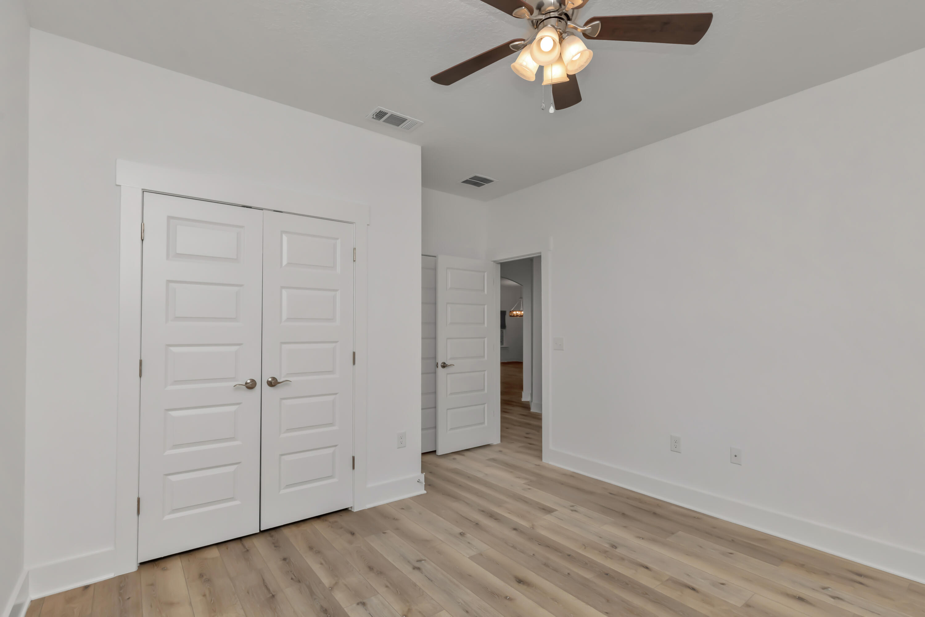 SUNSET STRIP - Residential