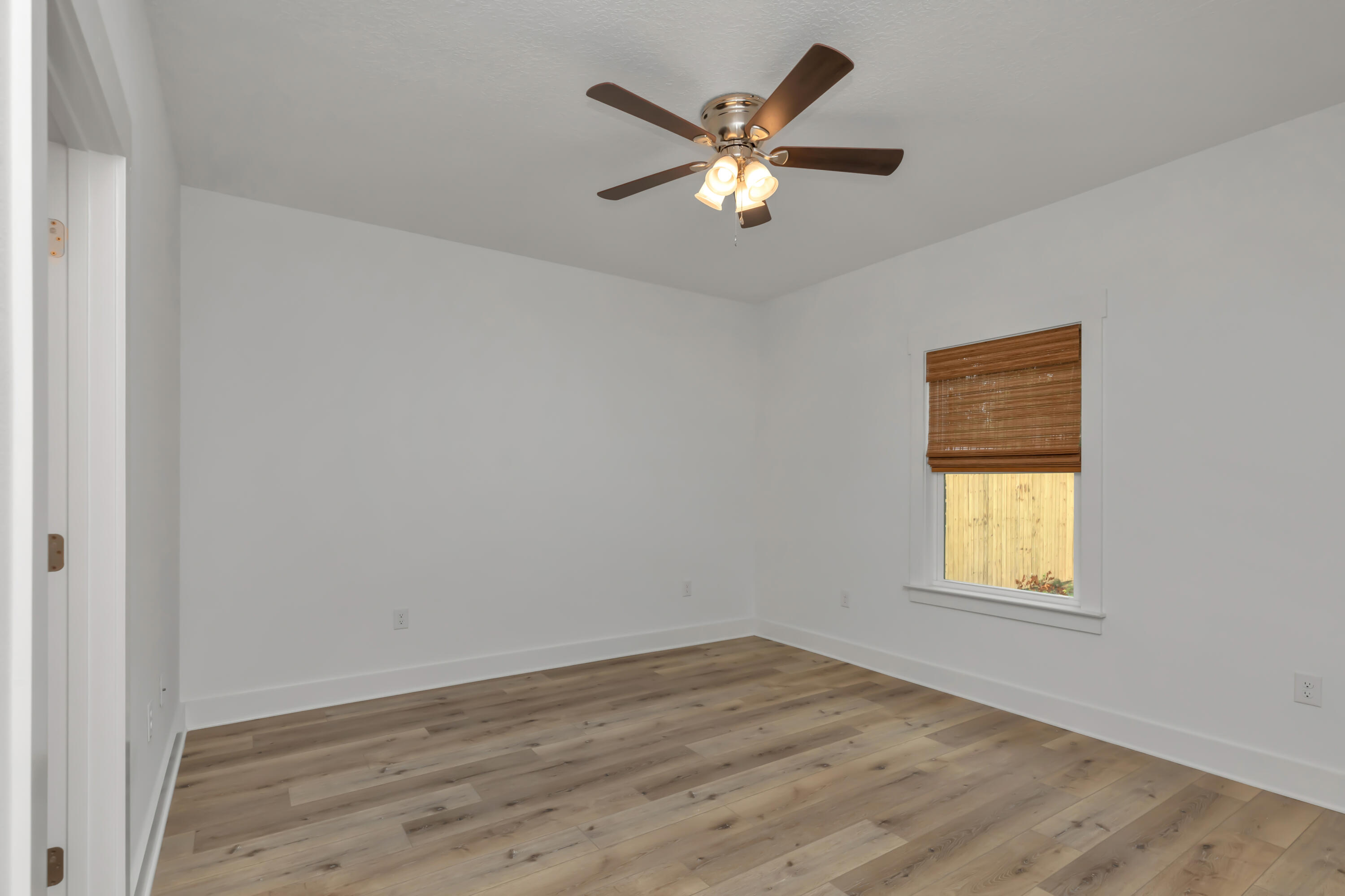 SUNSET STRIP - Residential