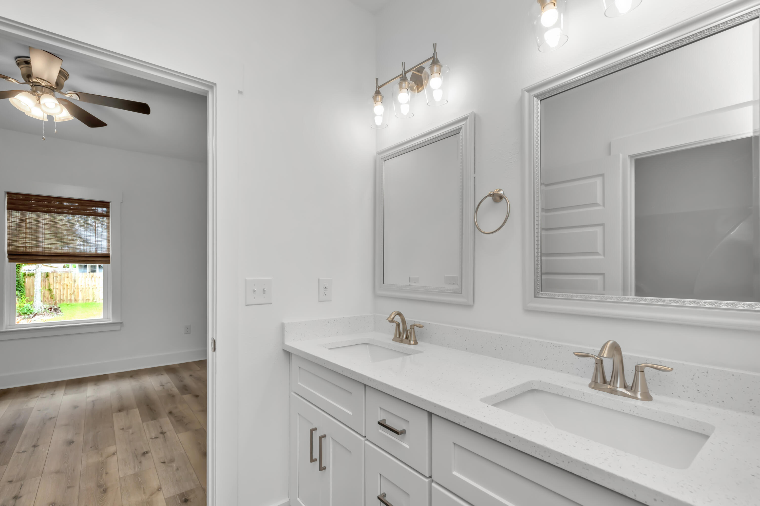 SUNSET STRIP - Residential