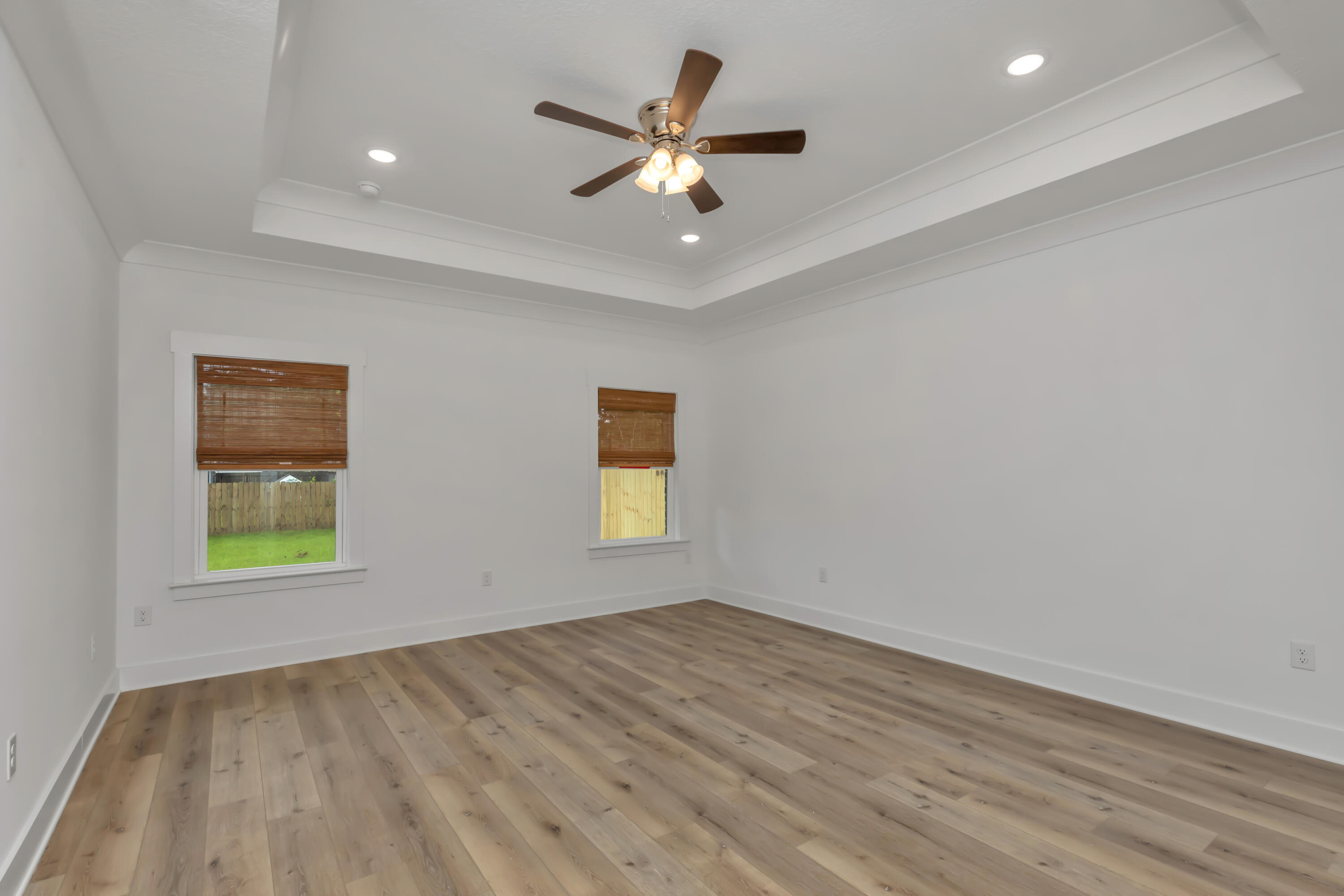 SUNSET STRIP - Residential