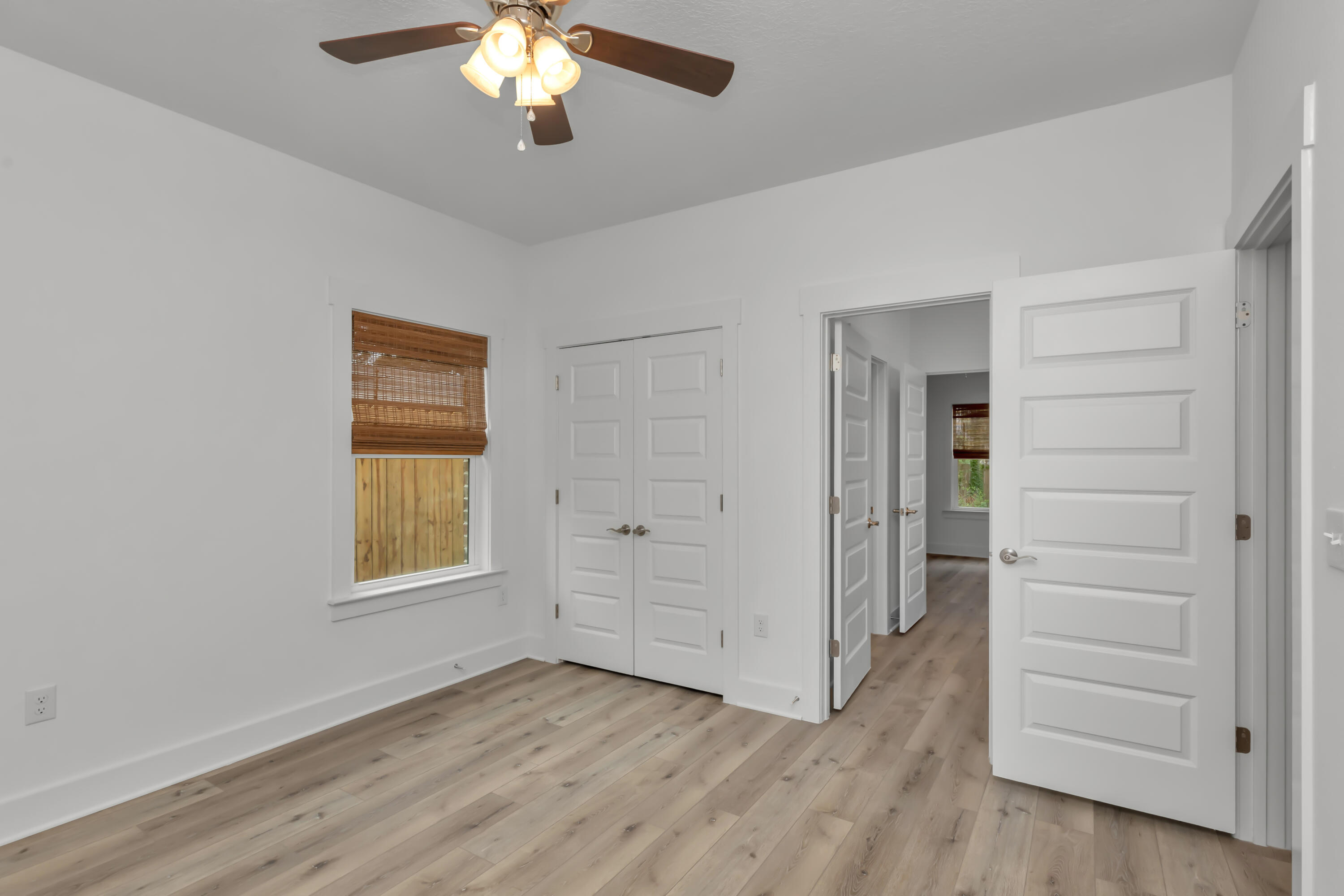 SUNSET STRIP - Residential