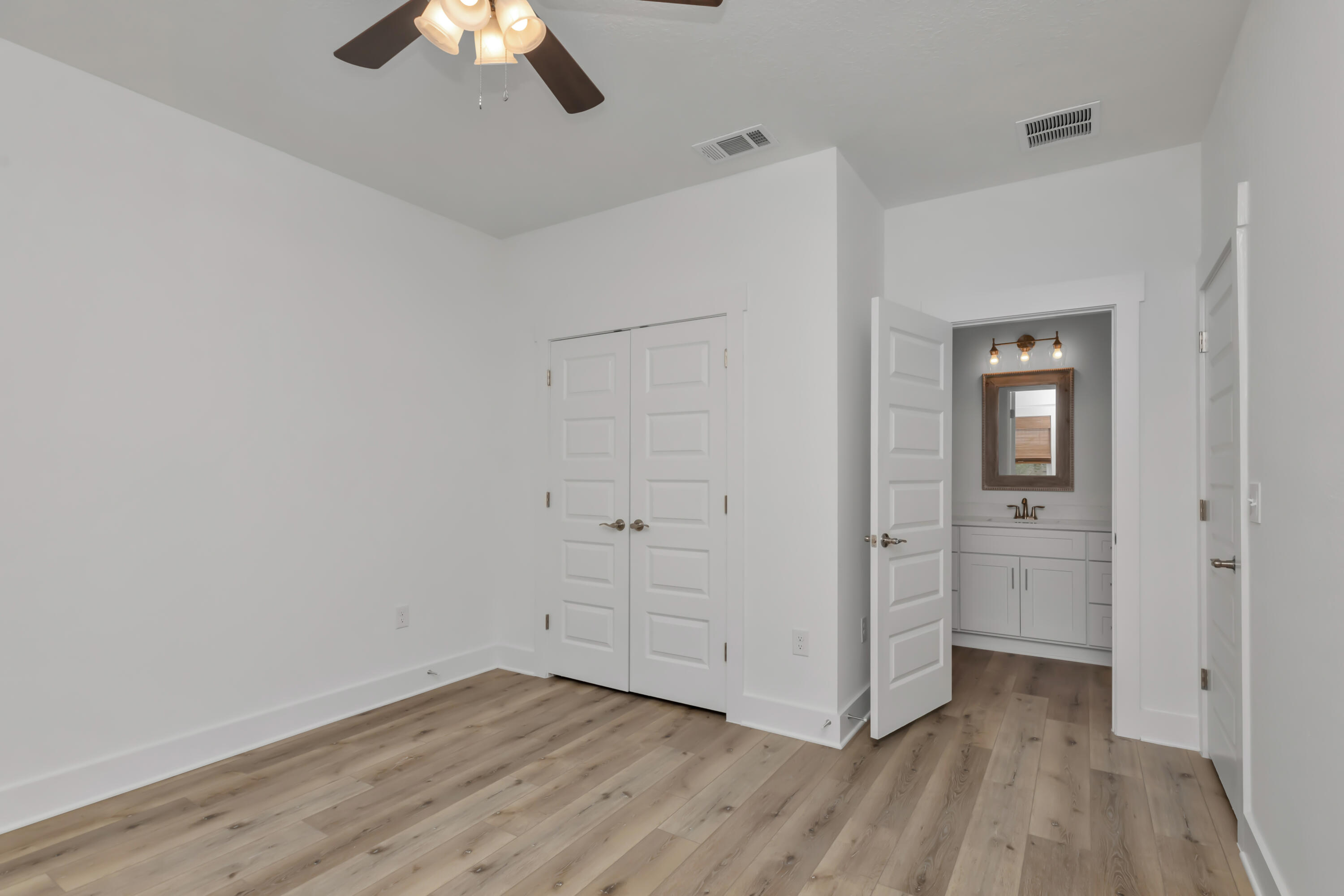 SUNSET STRIP - Residential