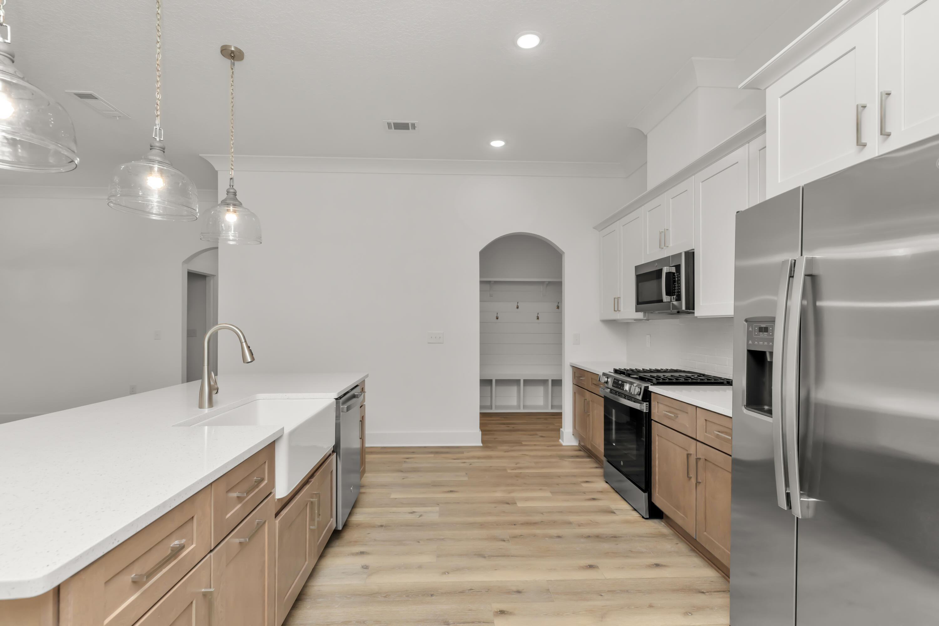 SUNSET STRIP - Residential