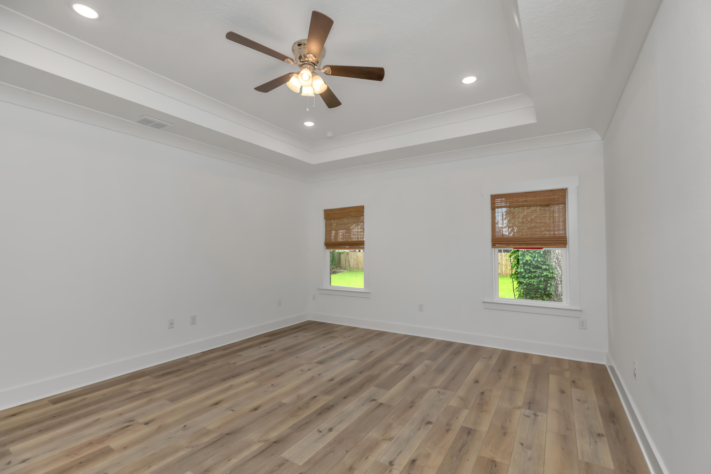 SUNSET STRIP - Residential