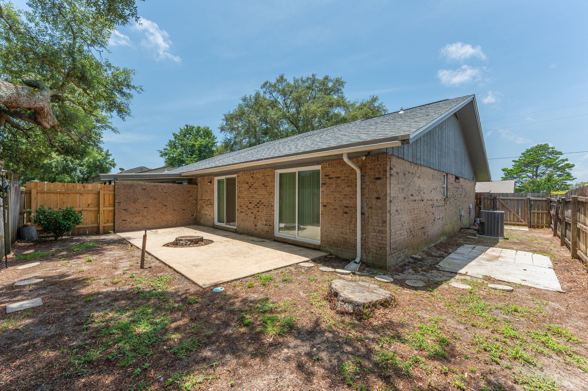 PORT DIXIE PATIO HOMES - Residential Lease