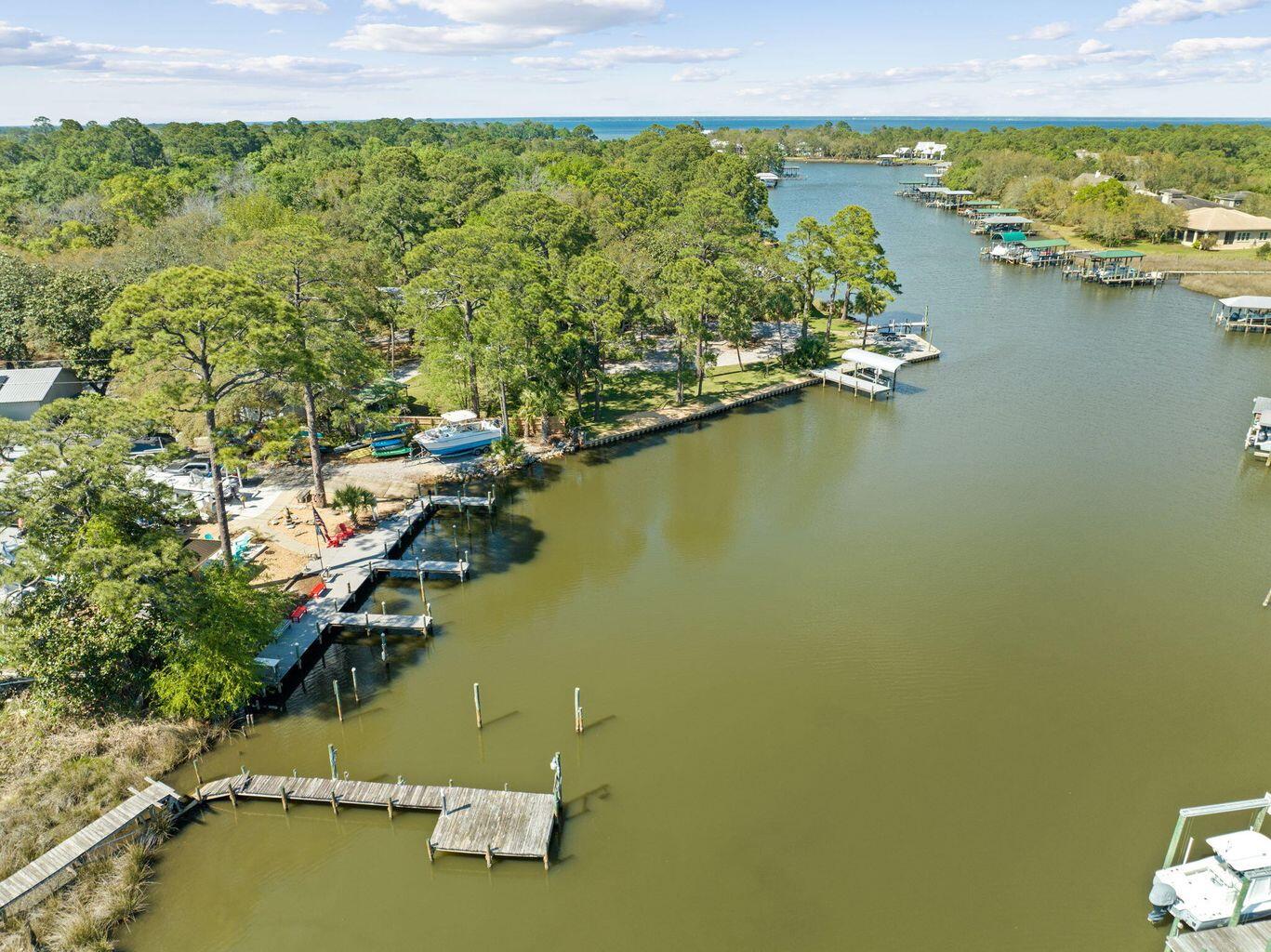 CARSON OAKS - Residential