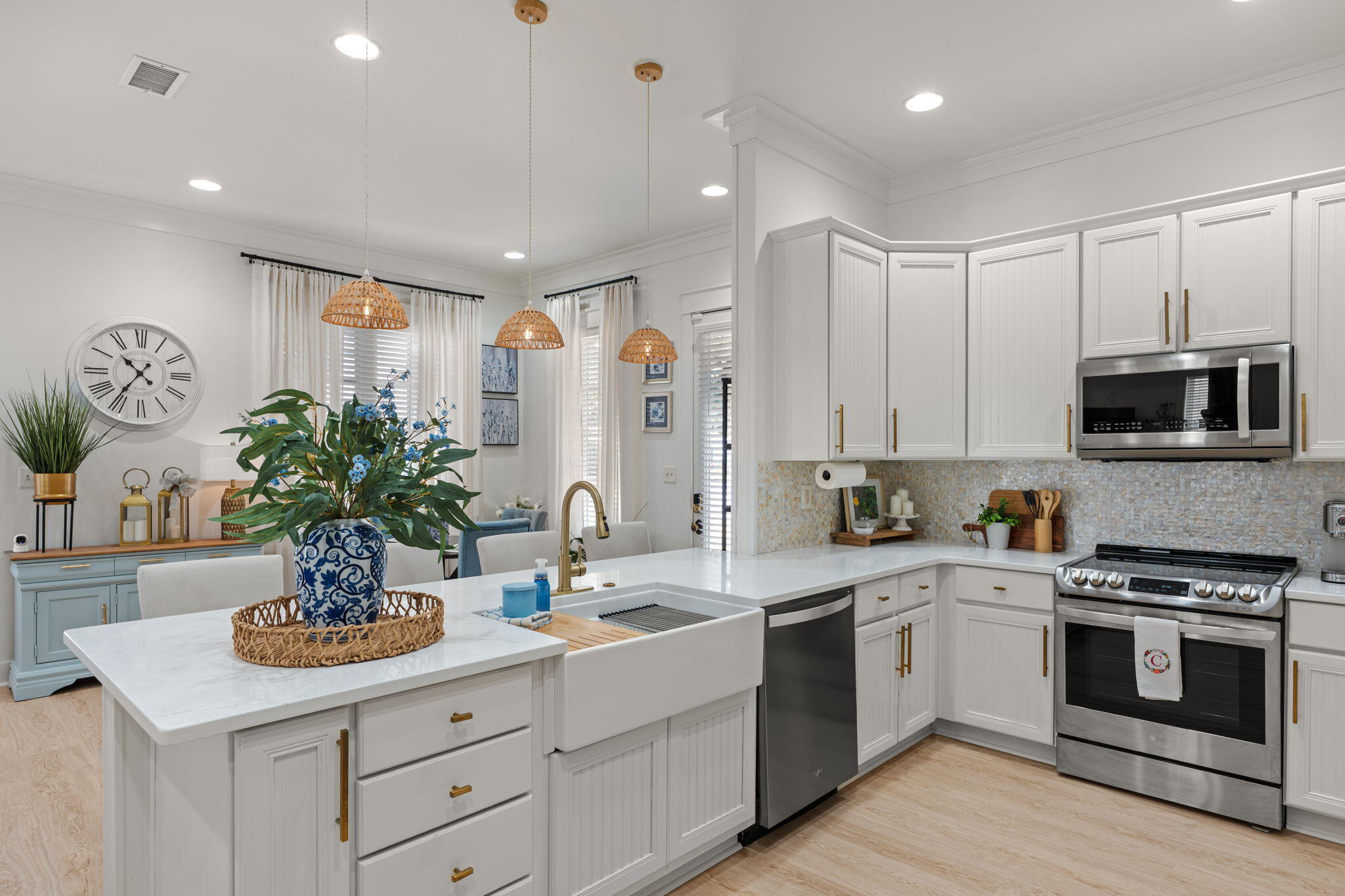 CARSON OAKS - Residential