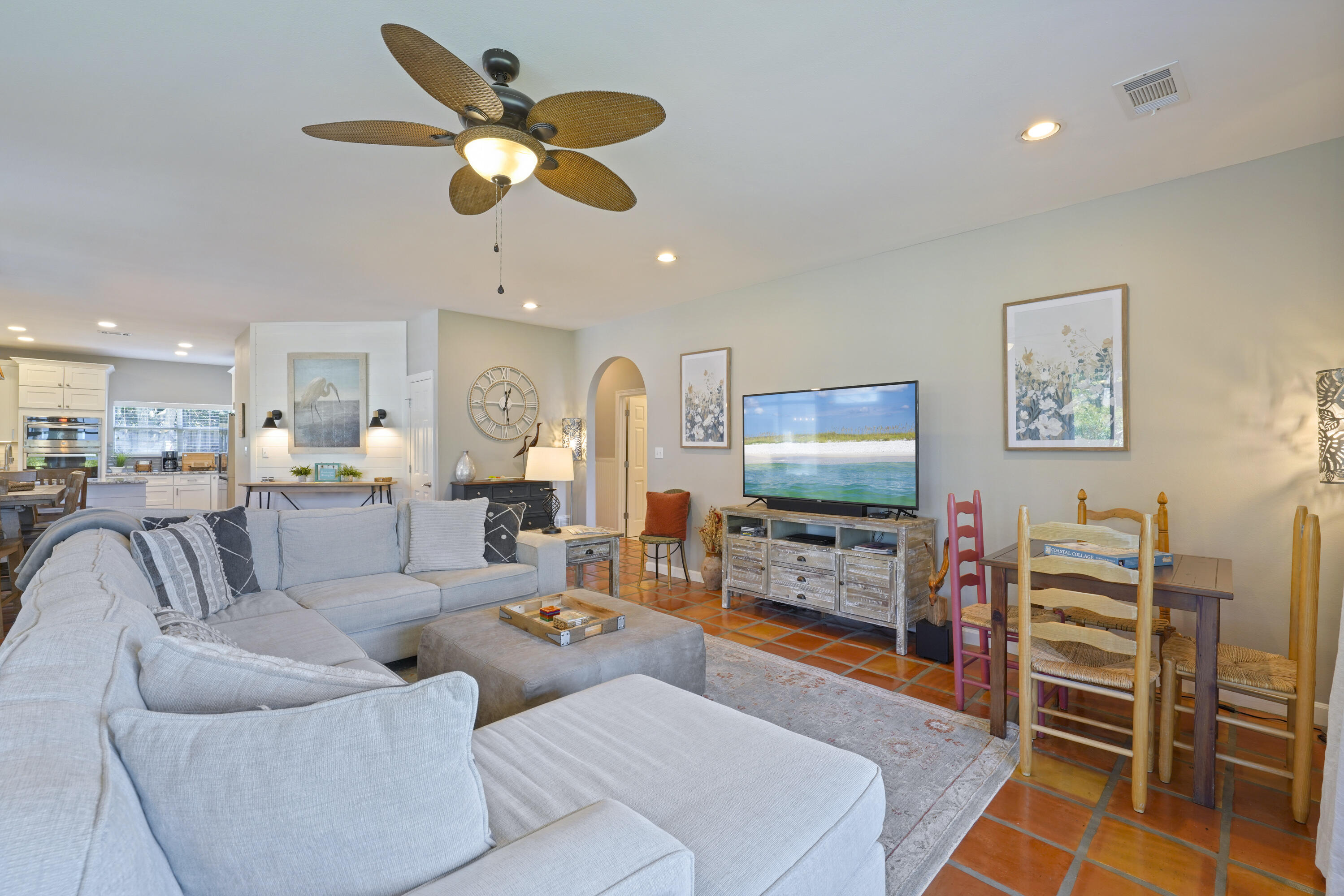 HIDDEN DUNES BEACH VILLAS - Residential