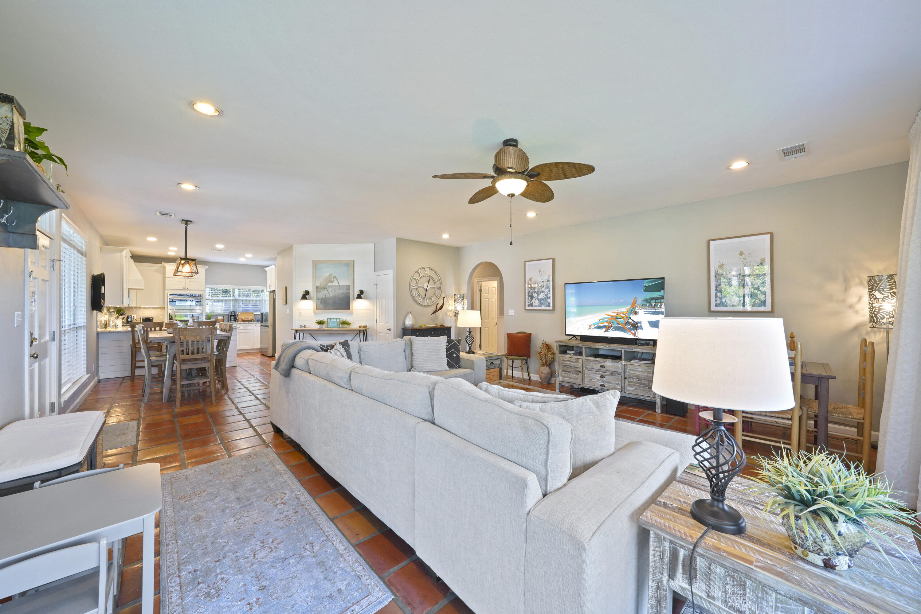 HIDDEN DUNES BEACH VILLAS - Residential