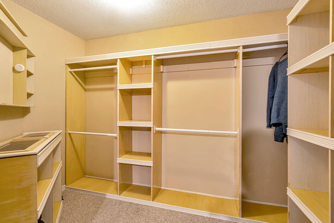 QUAYSIDE VILLAGE PH 2 - Residential