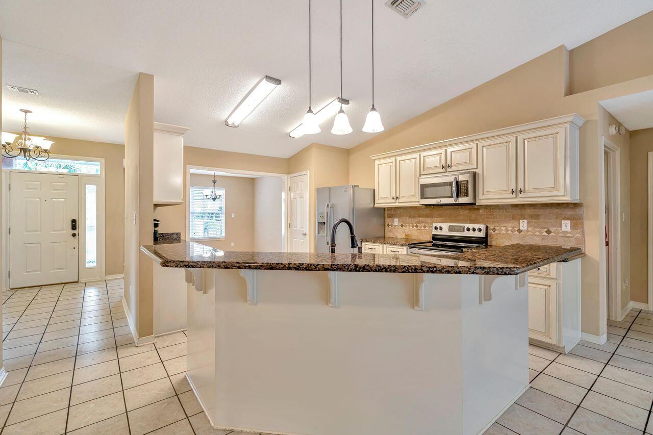 QUAYSIDE VILLAGE PH 2 - Residential