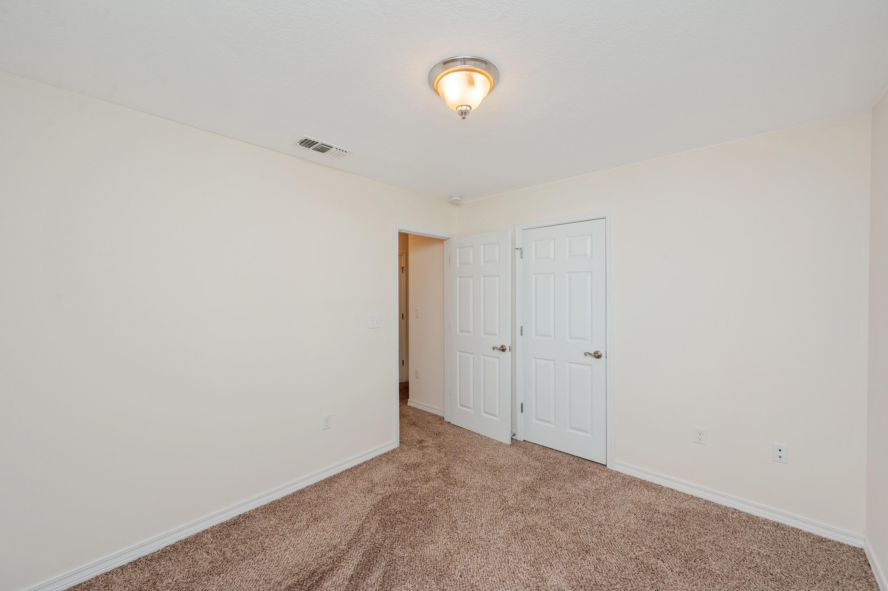 OAKWOOD LAKES ESTATES - Residential