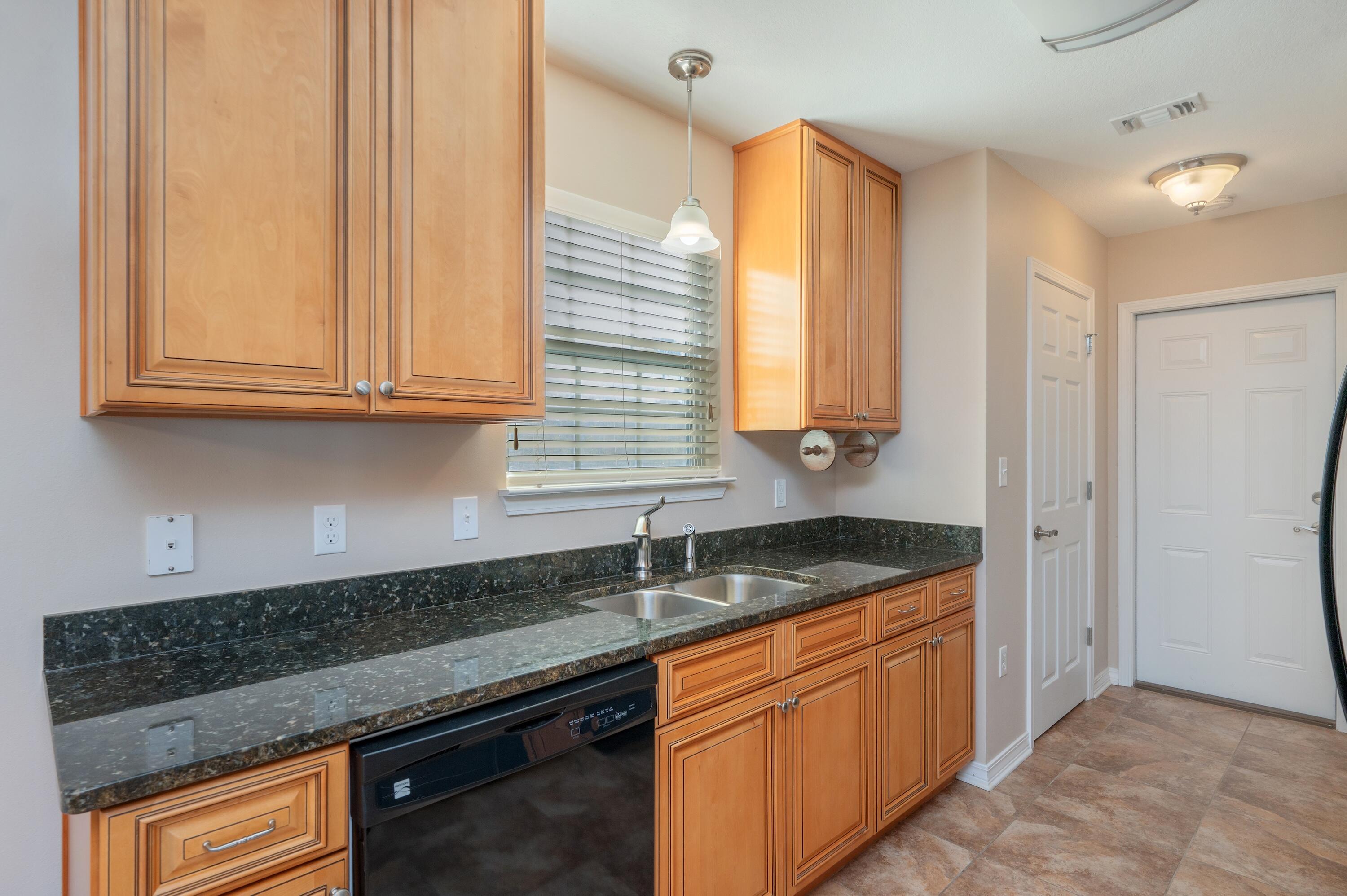 OAKWOOD LAKES ESTATES - Residential