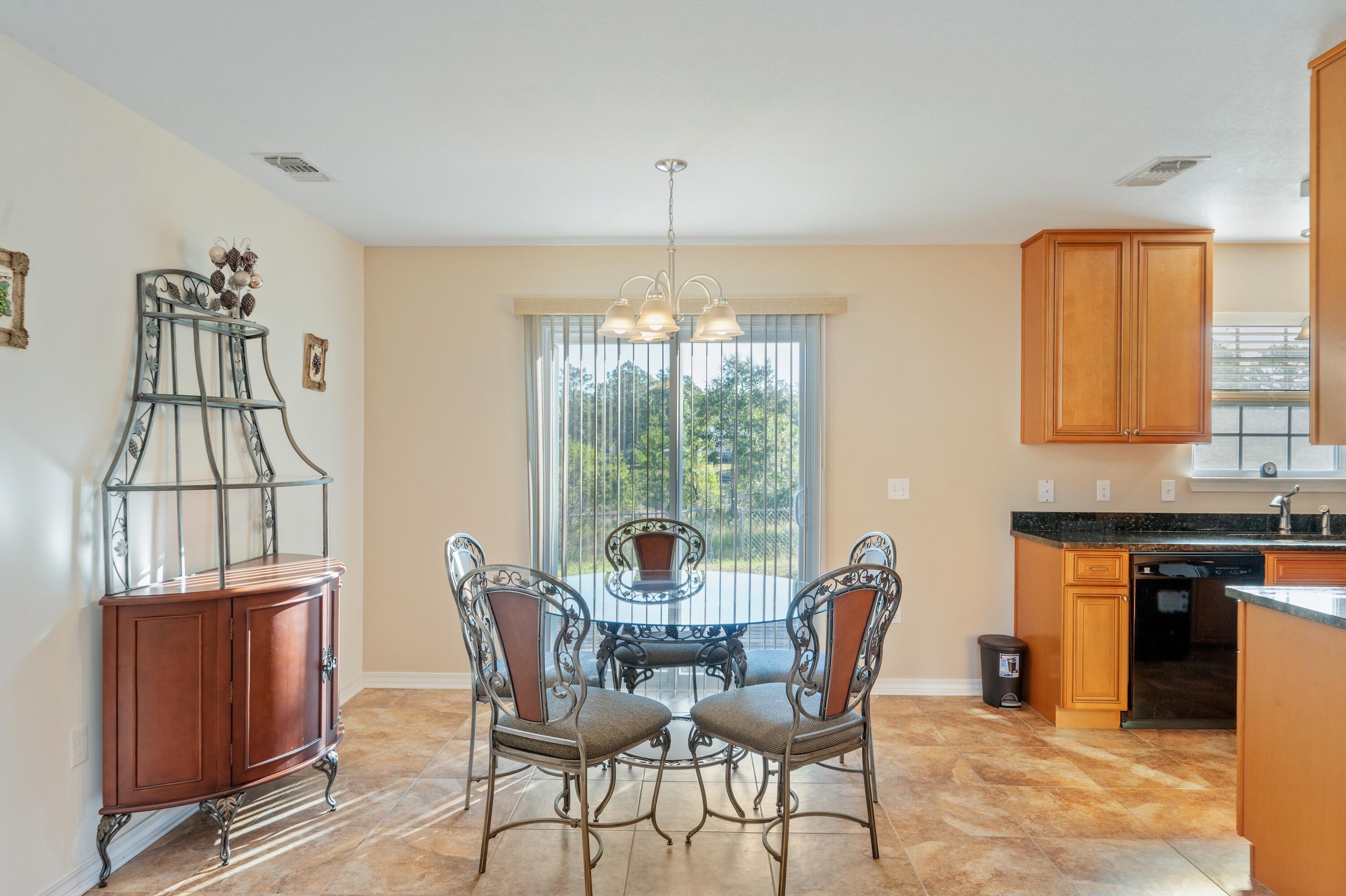 OAKWOOD LAKES ESTATES - Residential