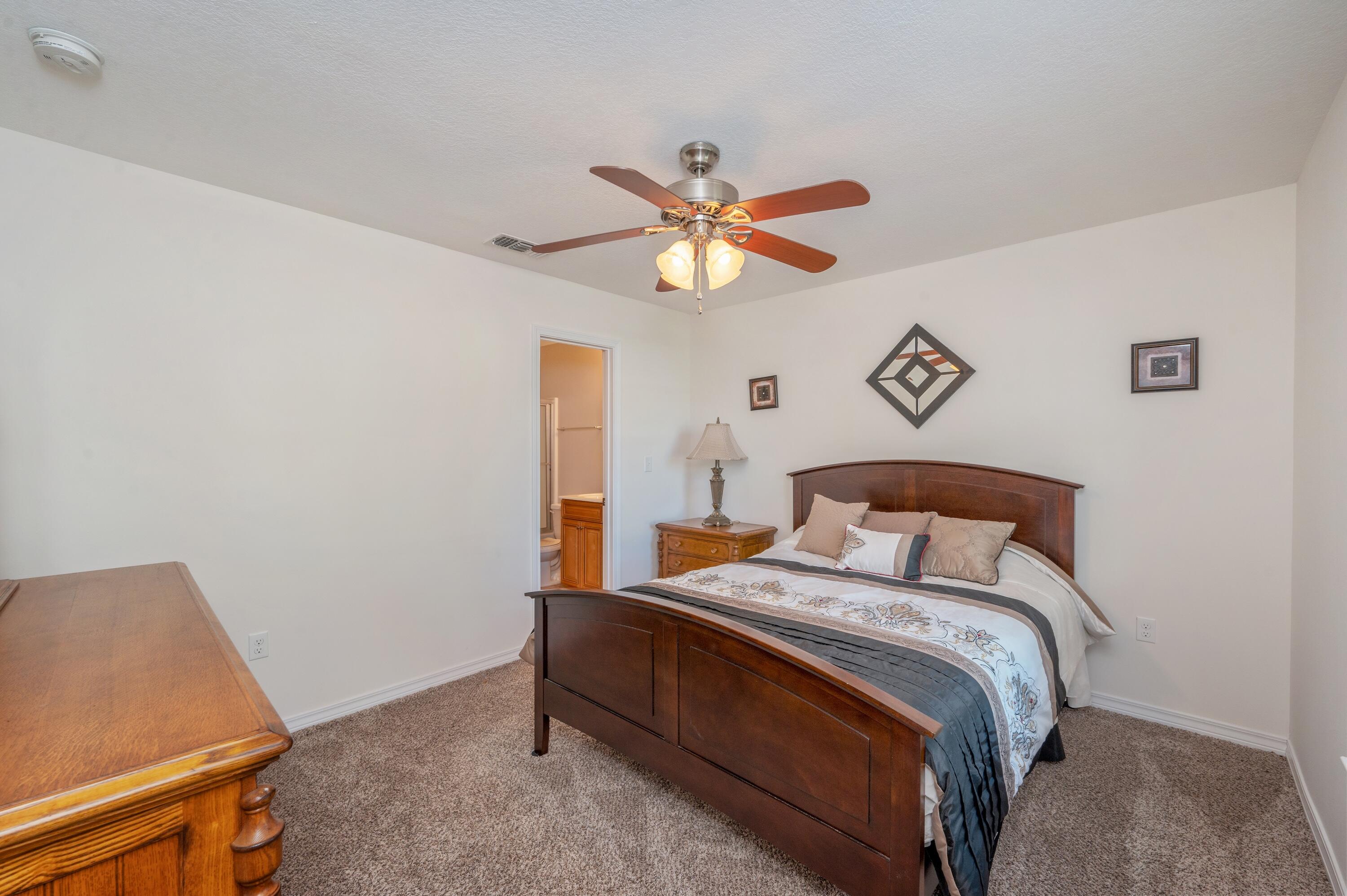 OAKWOOD LAKES ESTATES - Residential