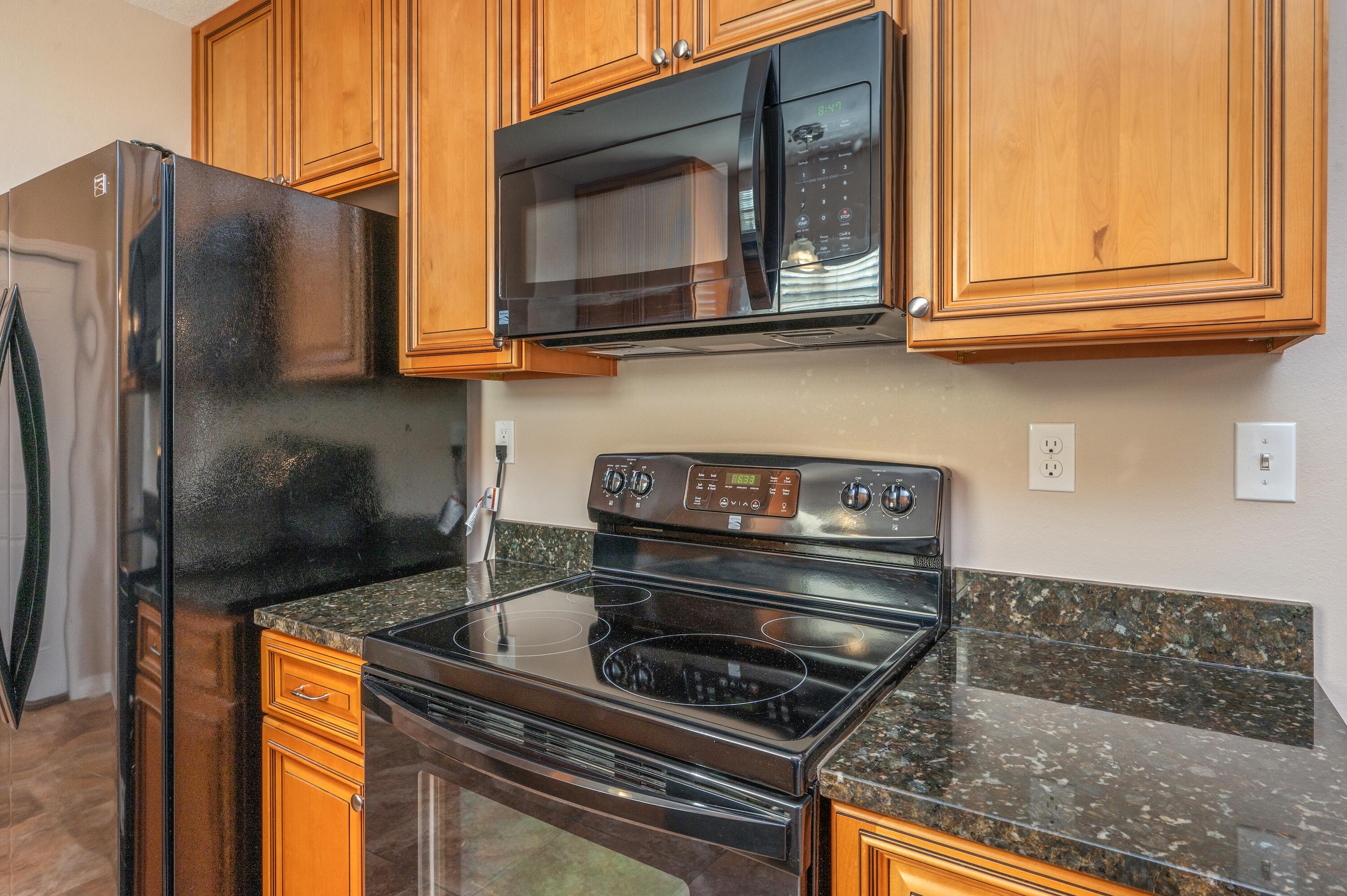 OAKWOOD LAKES ESTATES - Residential