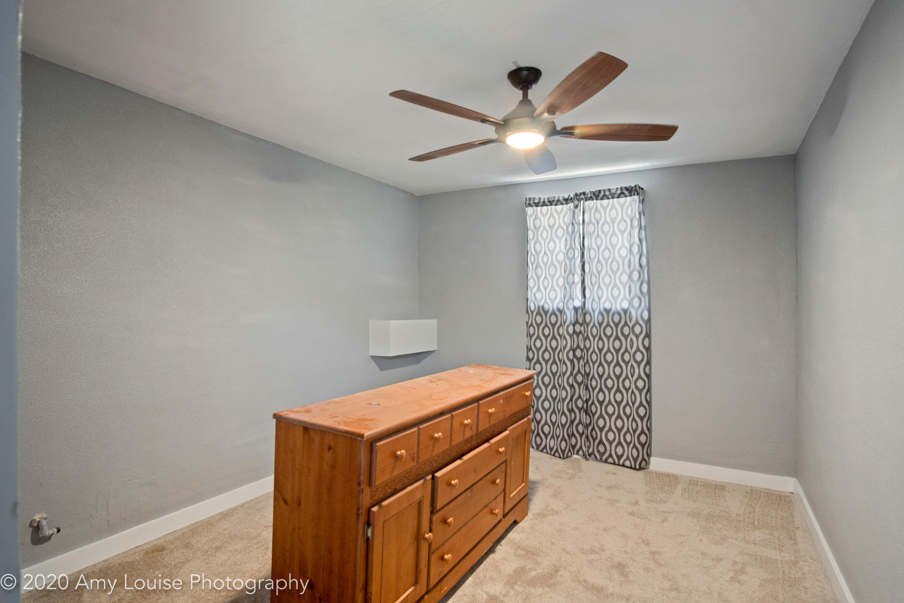 OAK TREE PARK - Residential