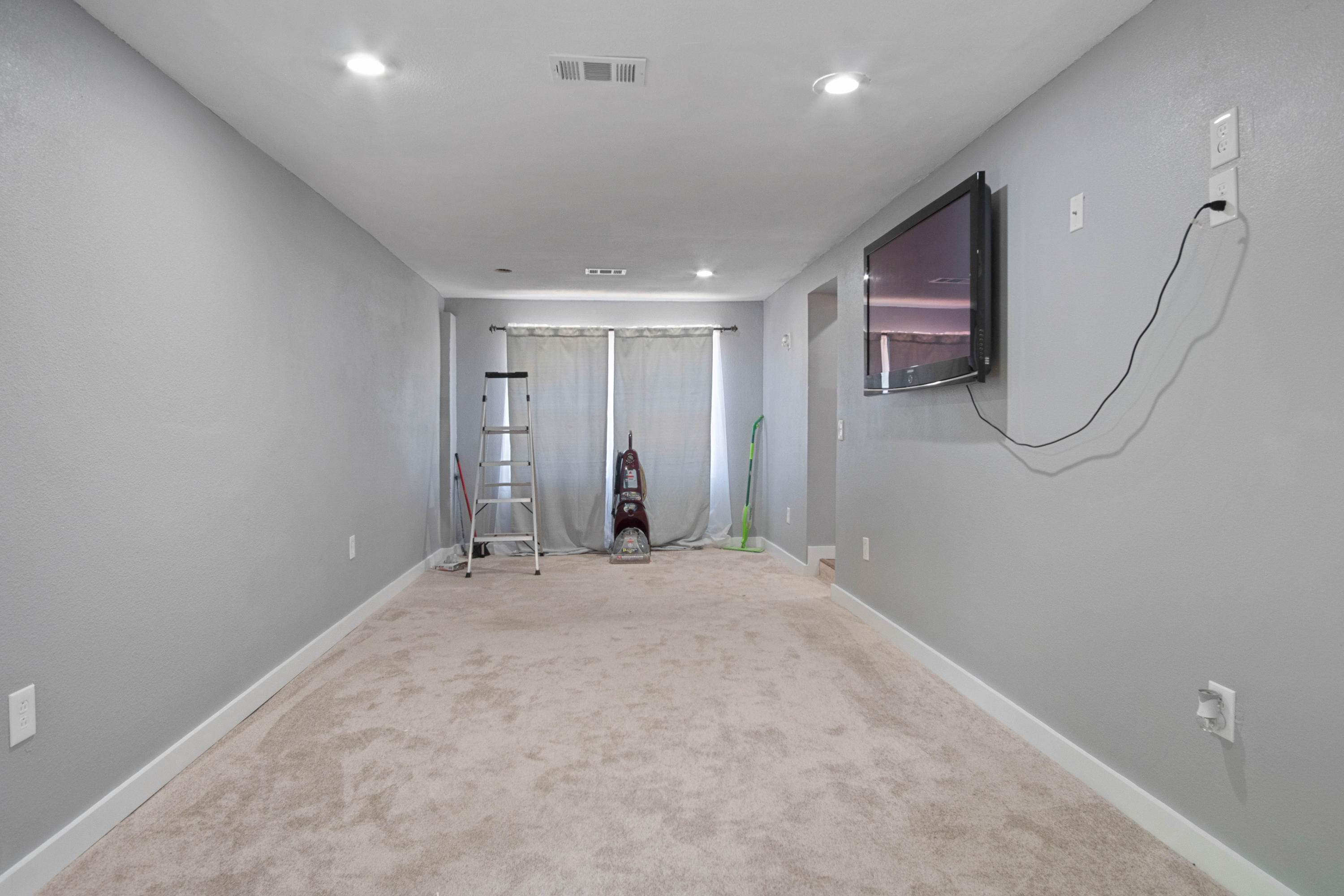 OAK TREE PARK - Residential